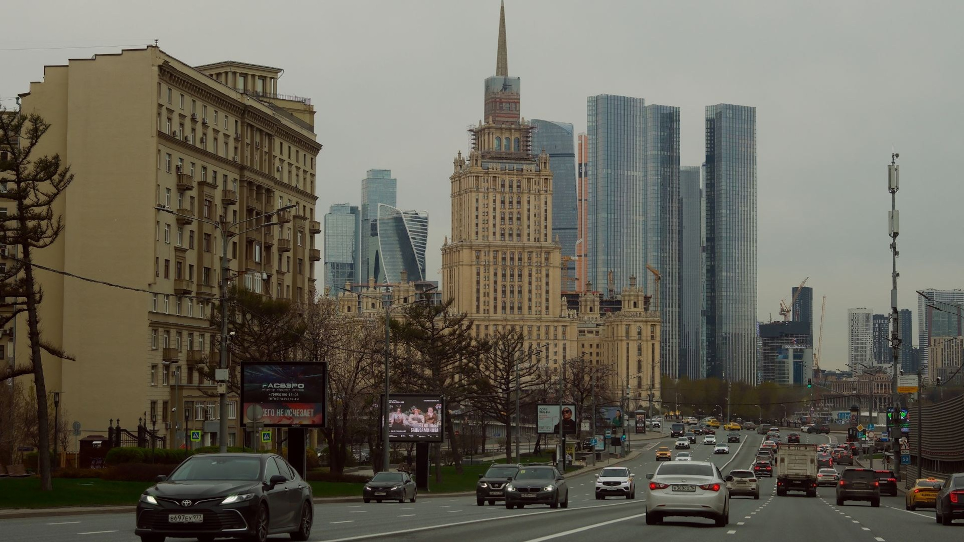 Слайд-шоу. Улица, люди, жизнь…