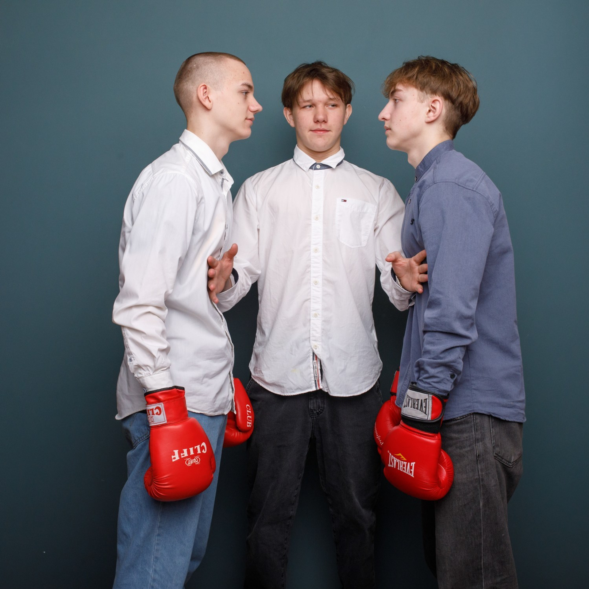 Отзывы Телекаева Анна. Фотограф Анна Телекаева, выпускные альбомы, семейные и репортажные съемки в Омске