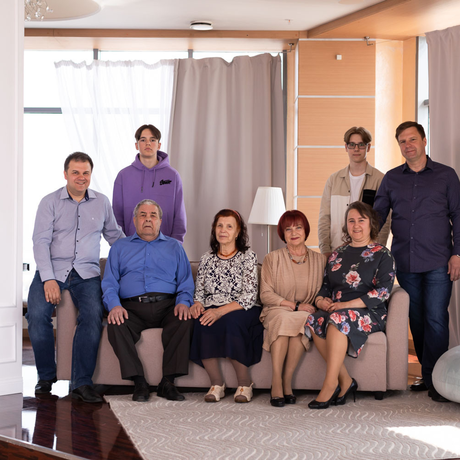 Отзывы Телекаева Анна. Фотограф Анна Телекаева, выпускные альбомы, семейные и репортажные съемки в Омске