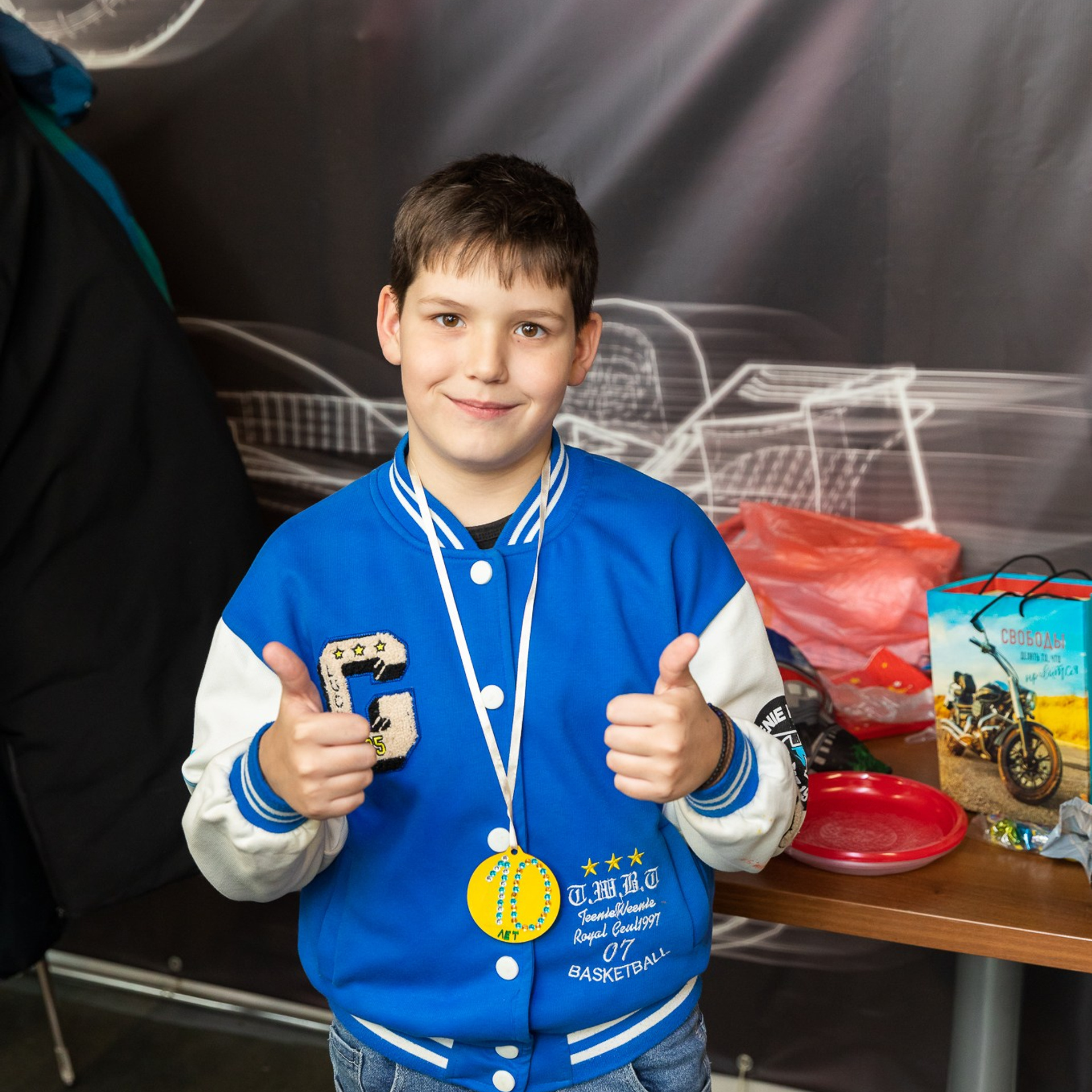 Станиславу 10 лет