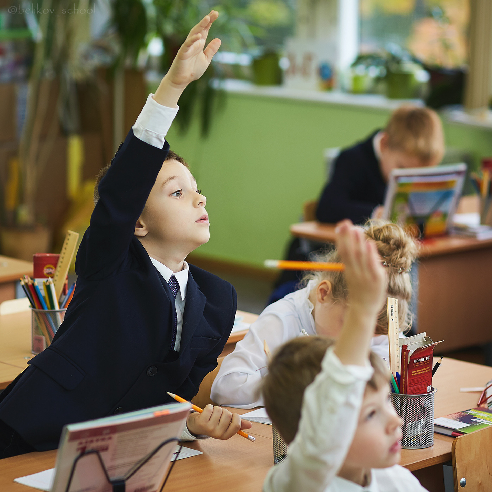 Репортаж «День в школе». Школьный фотограф Сергей Беликов