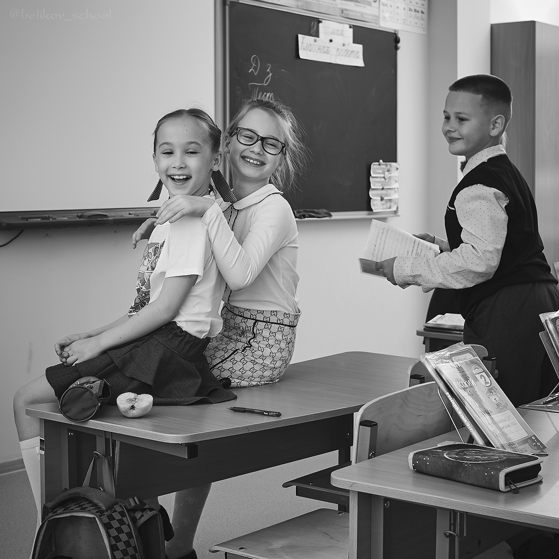 Репортаж «День в школе». Школьный фотограф Сергей Беликов