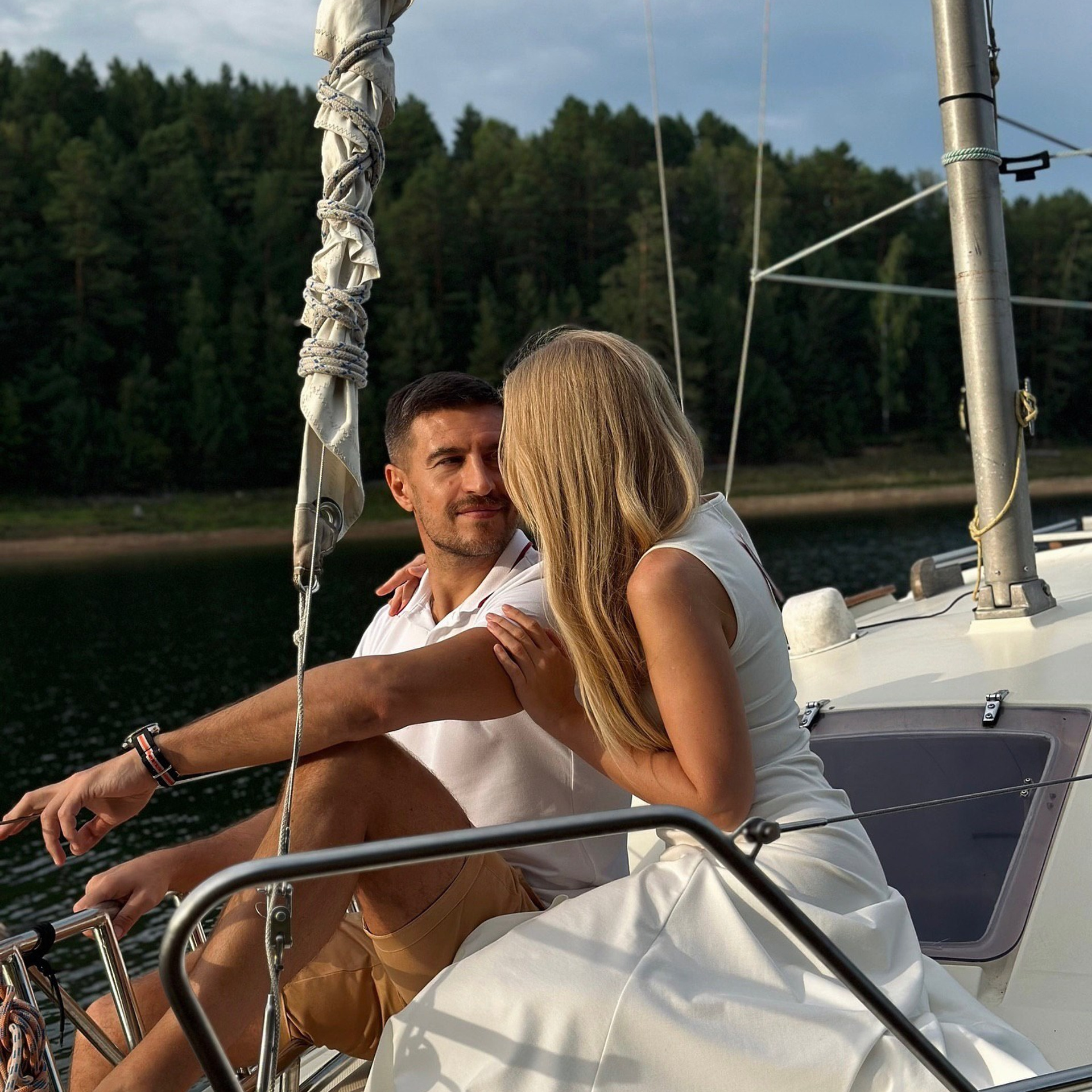 Чарли. RestPlace — парусные, премиум яхты, катера — аренда Красноярск