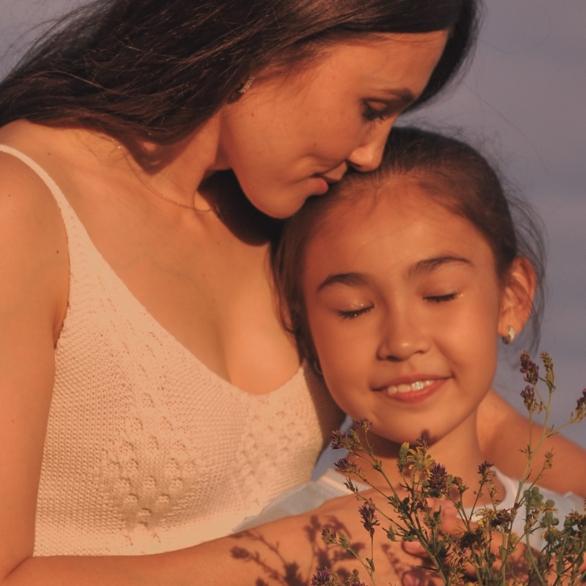 Фотосессия на природе мама с дочкой. Сохраню важные для тебя моменты