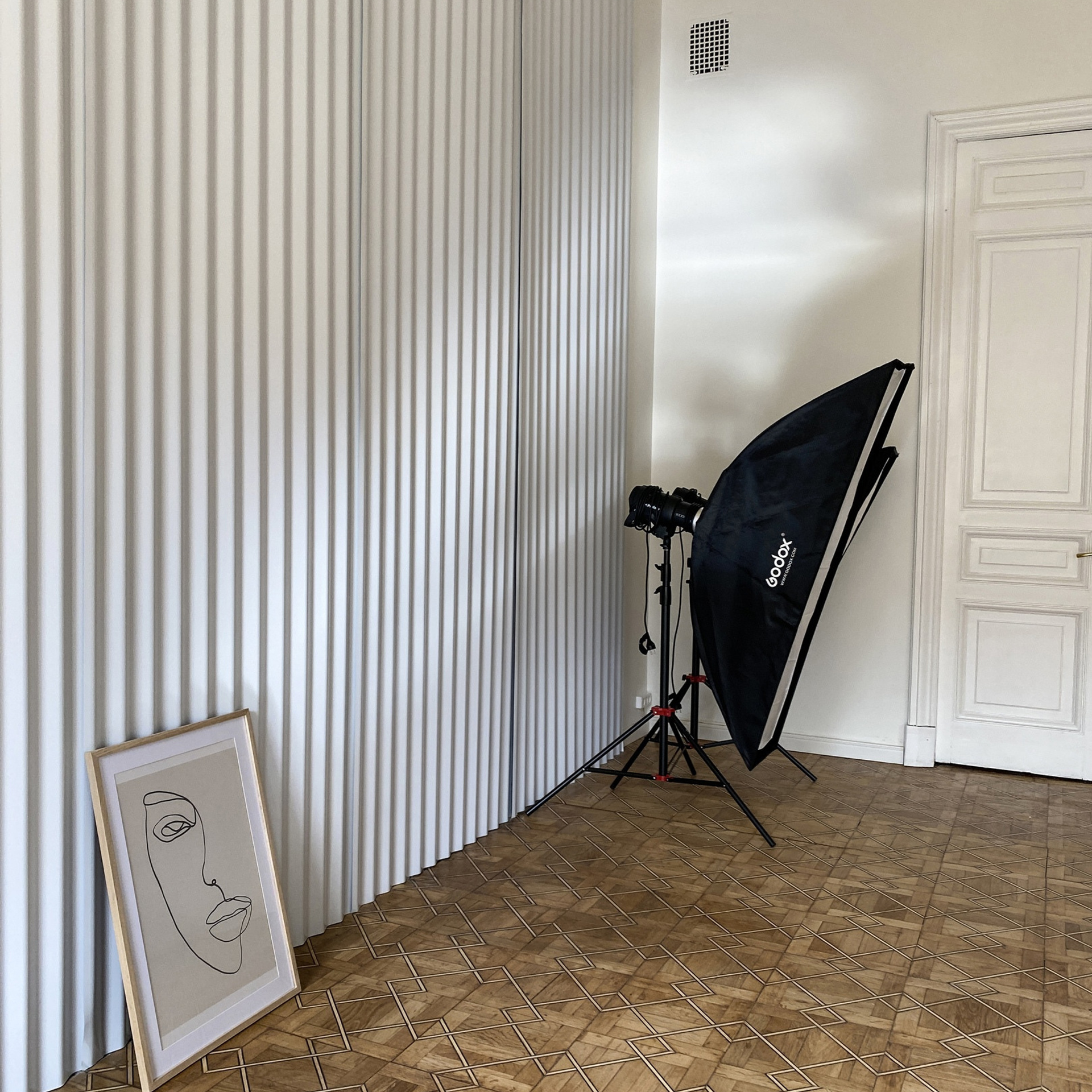 BEDFORD STUDIO. Профессиональный фотограф беременности в СПБ. Стильные фотосессии беременности в стиле минимализм и классическая фотография