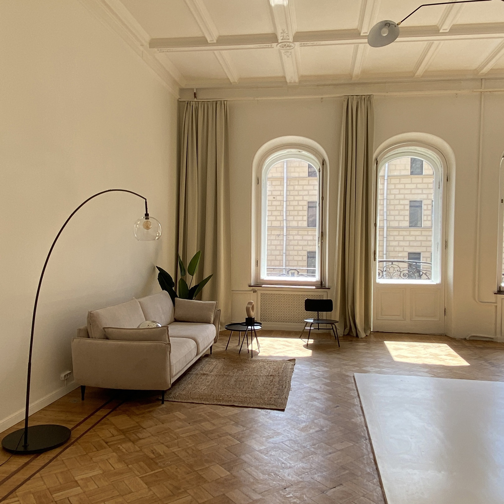 BEDFORD STUDIO. Профессиональный фотограф беременности в СПБ. Стильные фотосессии беременности в стиле минимализм и классическая фотография