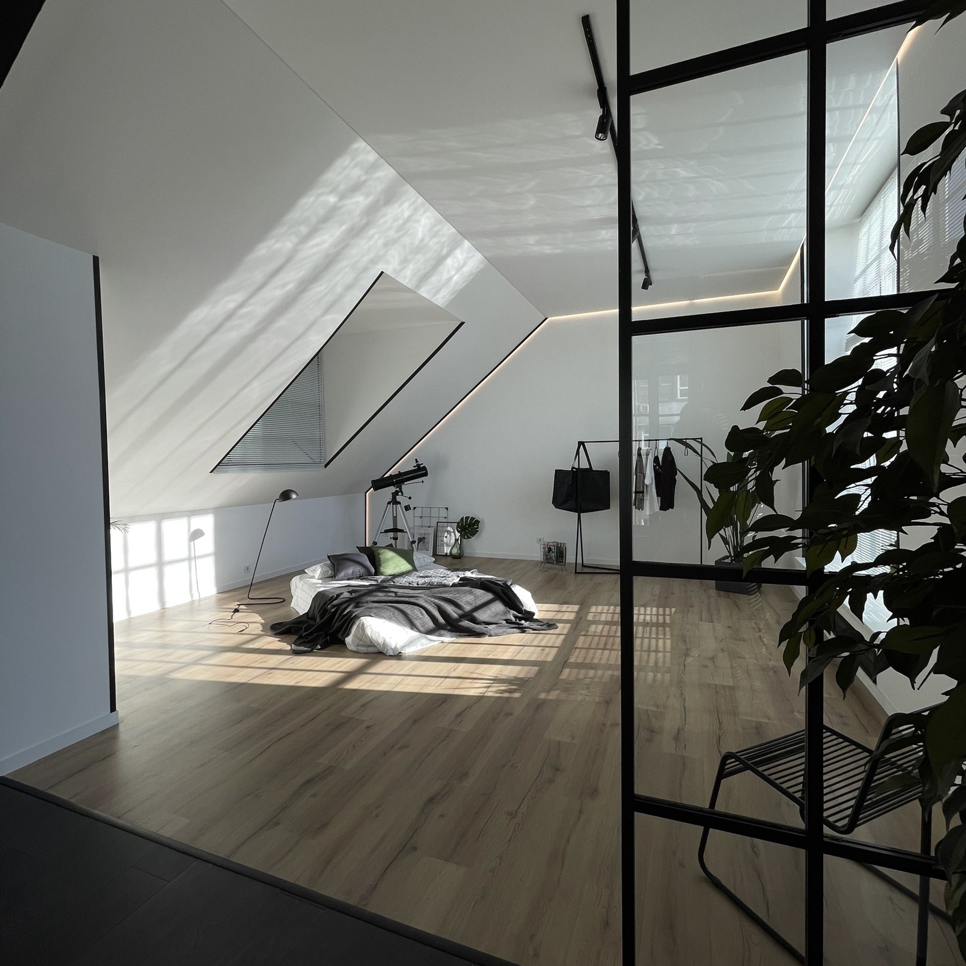 АРТ ПЛЕЙС ЗАЛЫ. Профессиональный фотограф беременности в СПБ. Стильные фотосессии беременности в стиле минимализм и классическая фотография