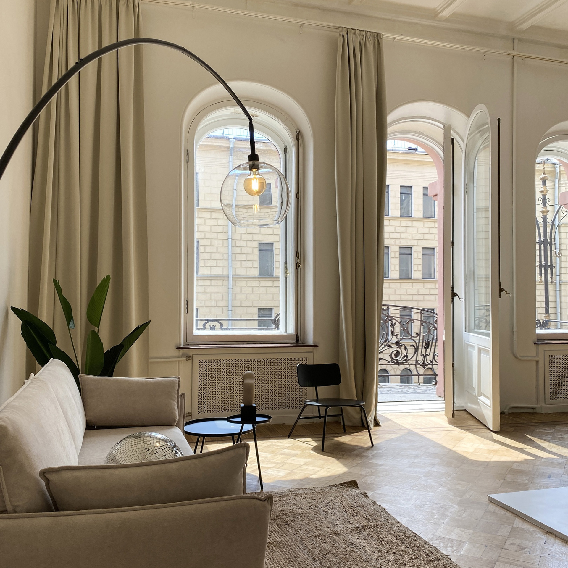 BEDFORD STUDIO. Профессиональный фотограф беременности в СПБ. Стильные фотосессии беременности в стиле минимализм и классическая фотография