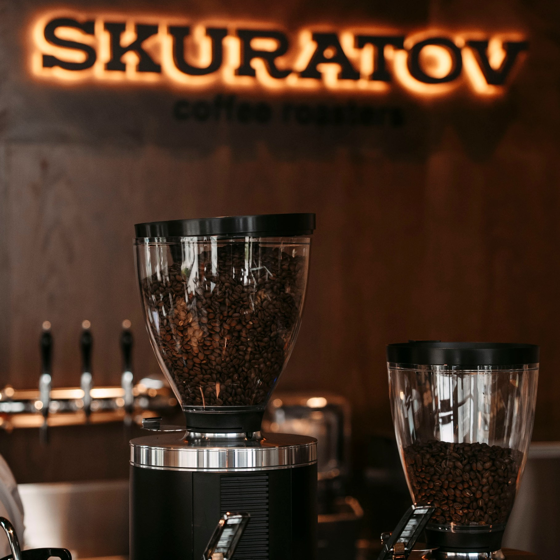 Skuratov, UNO, интерьер