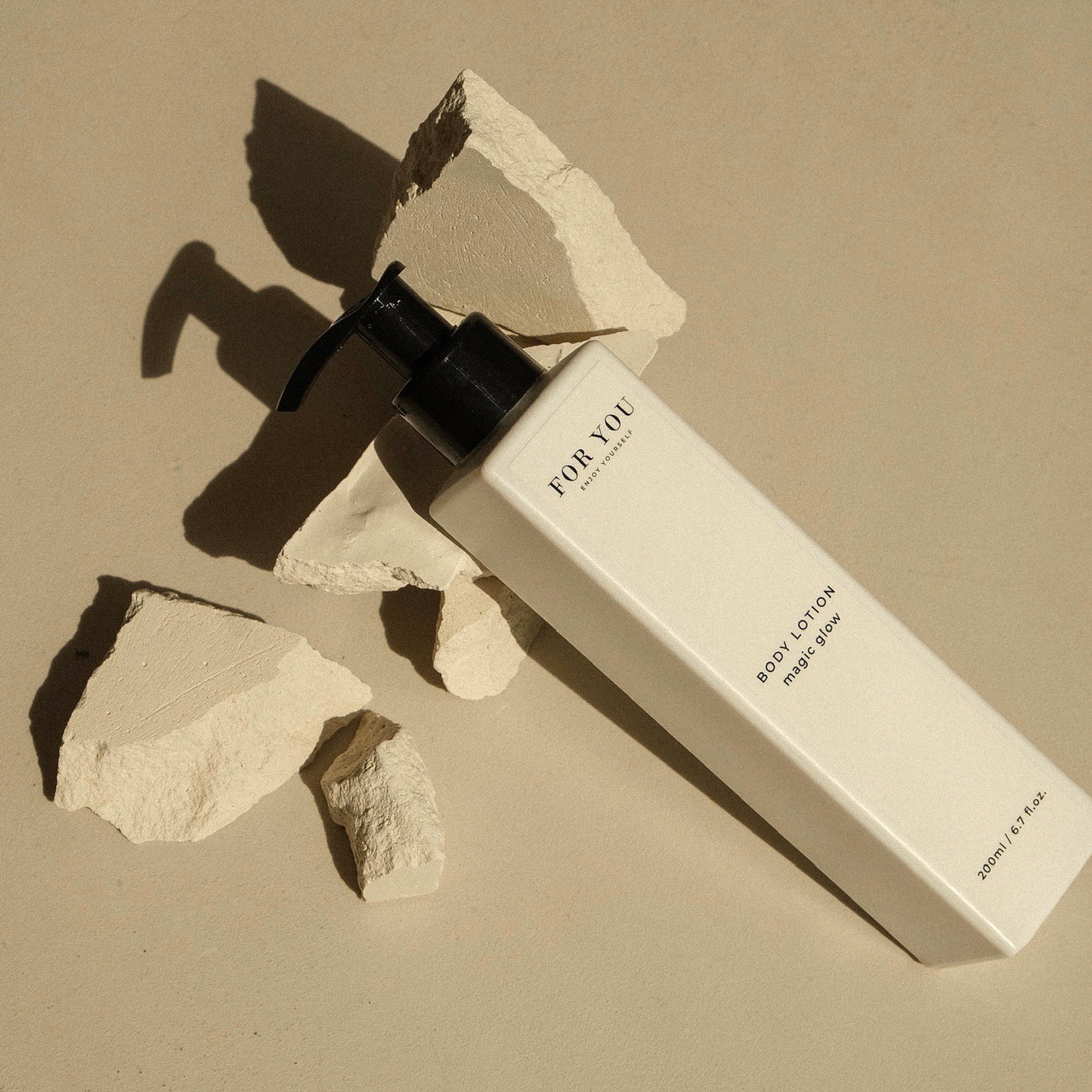 For you cosmetics (studio)