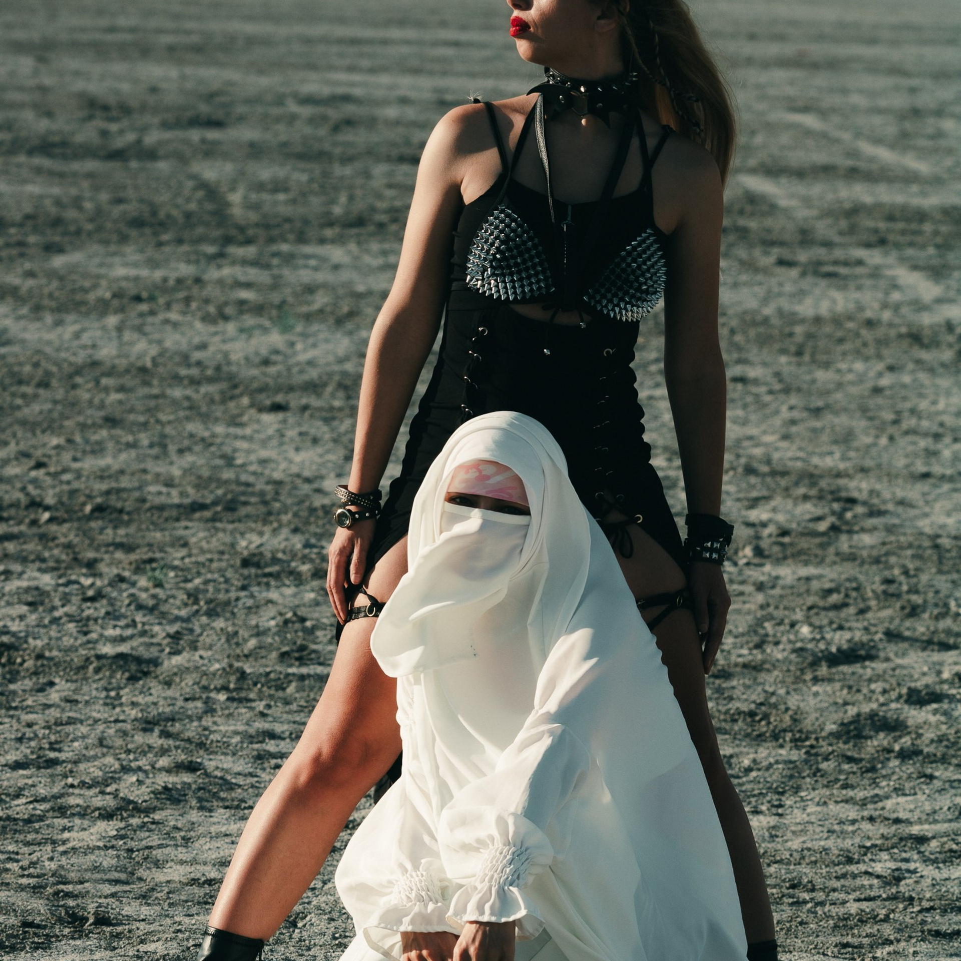 Слёт творческих 2025 в стиле BurningMan. Фотограф твоей души, снимаю в Крыму и не только