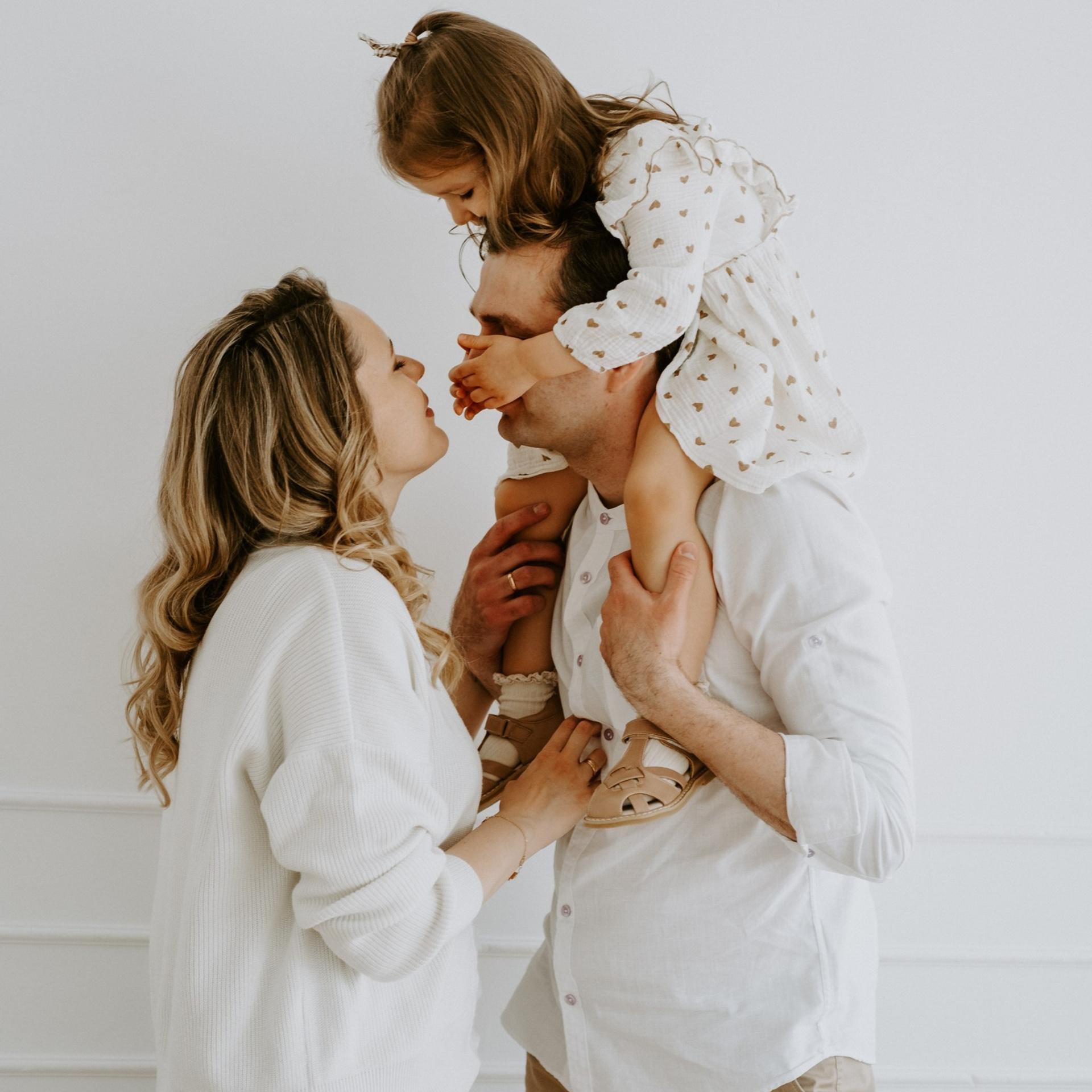 Отзывы о фотографе Кристина Маркос. Семейный фотограф в Москве Кристина Маркос