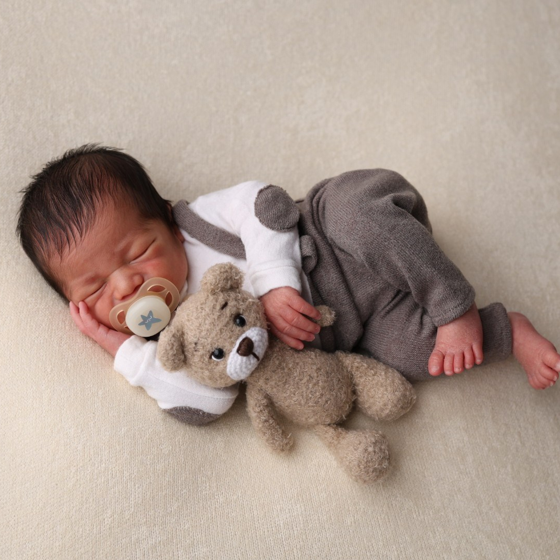 Анна Новый год в стиле Vogue. Фотограф беременности и новорожденных Мария Еремина Южно-Сахалинск