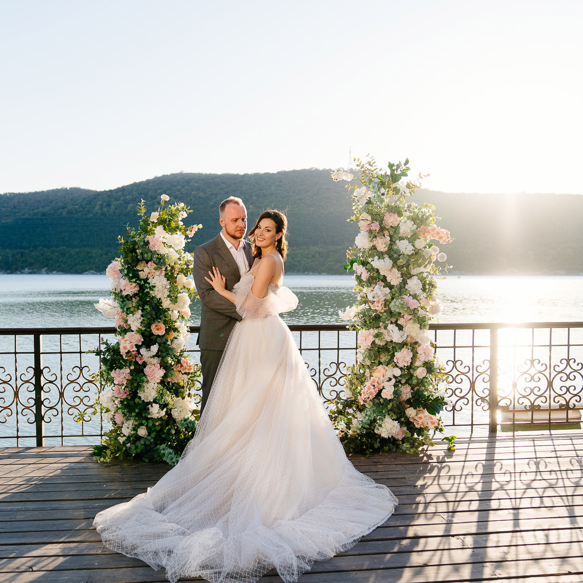 Мини-фотоотчёты фотосессий и фоторепортажных съёмок. Свадебный и семейный фотограф в Ростове-на-Дону. Андрей Сайфутдинов