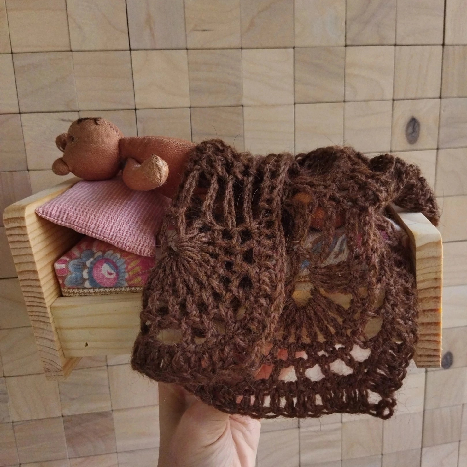 Кукольная кроватка