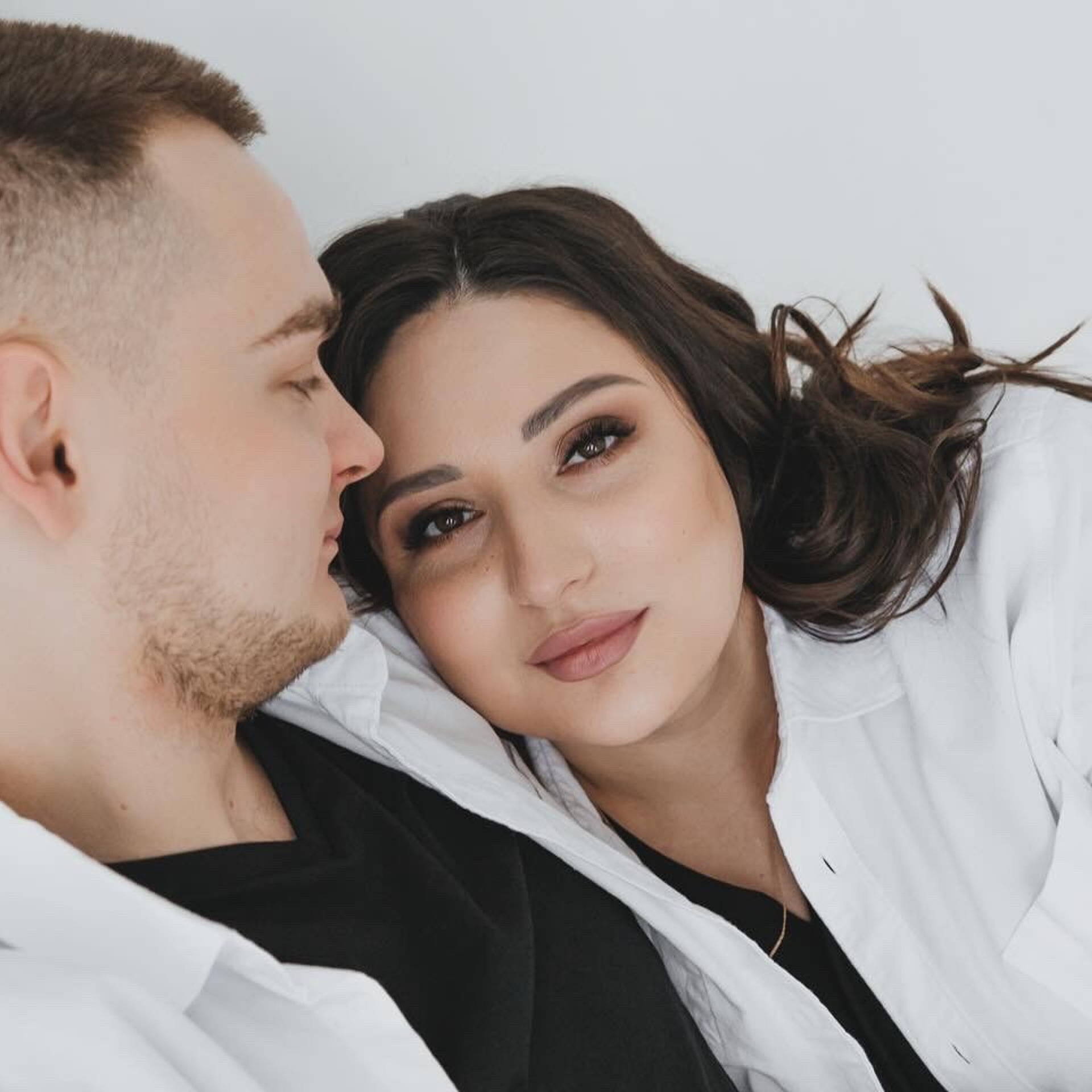 Отзывы о фотографе Юлии Солнечной в Томске | Реальные истории пар. Свадебный фотограф в Томске Юлия Солнечная | Живые эмоции