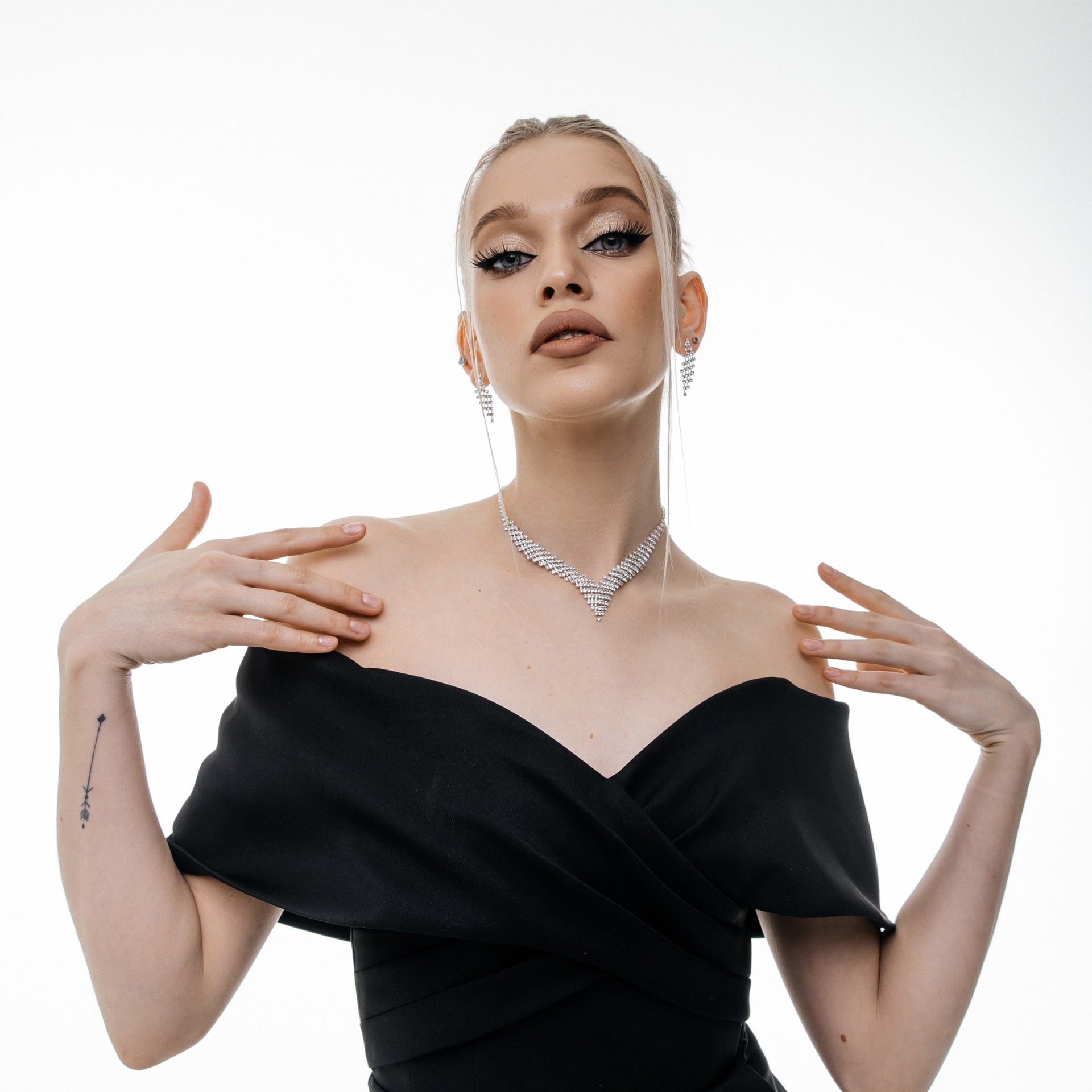 Отзывы о фотографе Юлии Солнечной в Томске | Реальные истории пар. Свадебный фотограф в Томске Юлия Солнечная | Живые эмоции