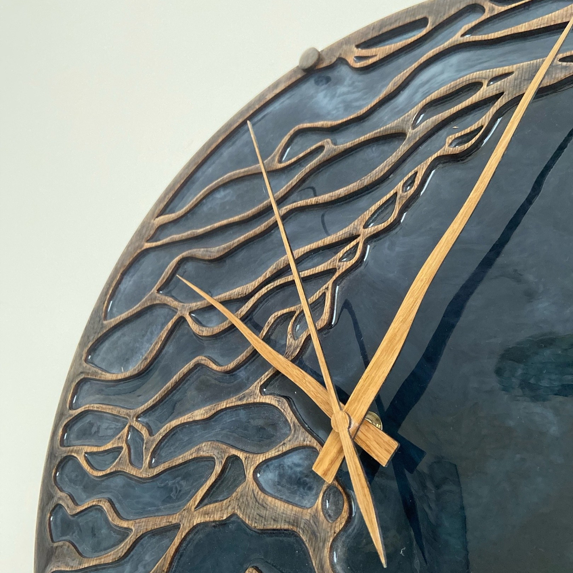 Настенные часы «Сказки леса», арт объект на стену. Арт-объекты для стен. Авторские картины, панно, часы и портреты по фото