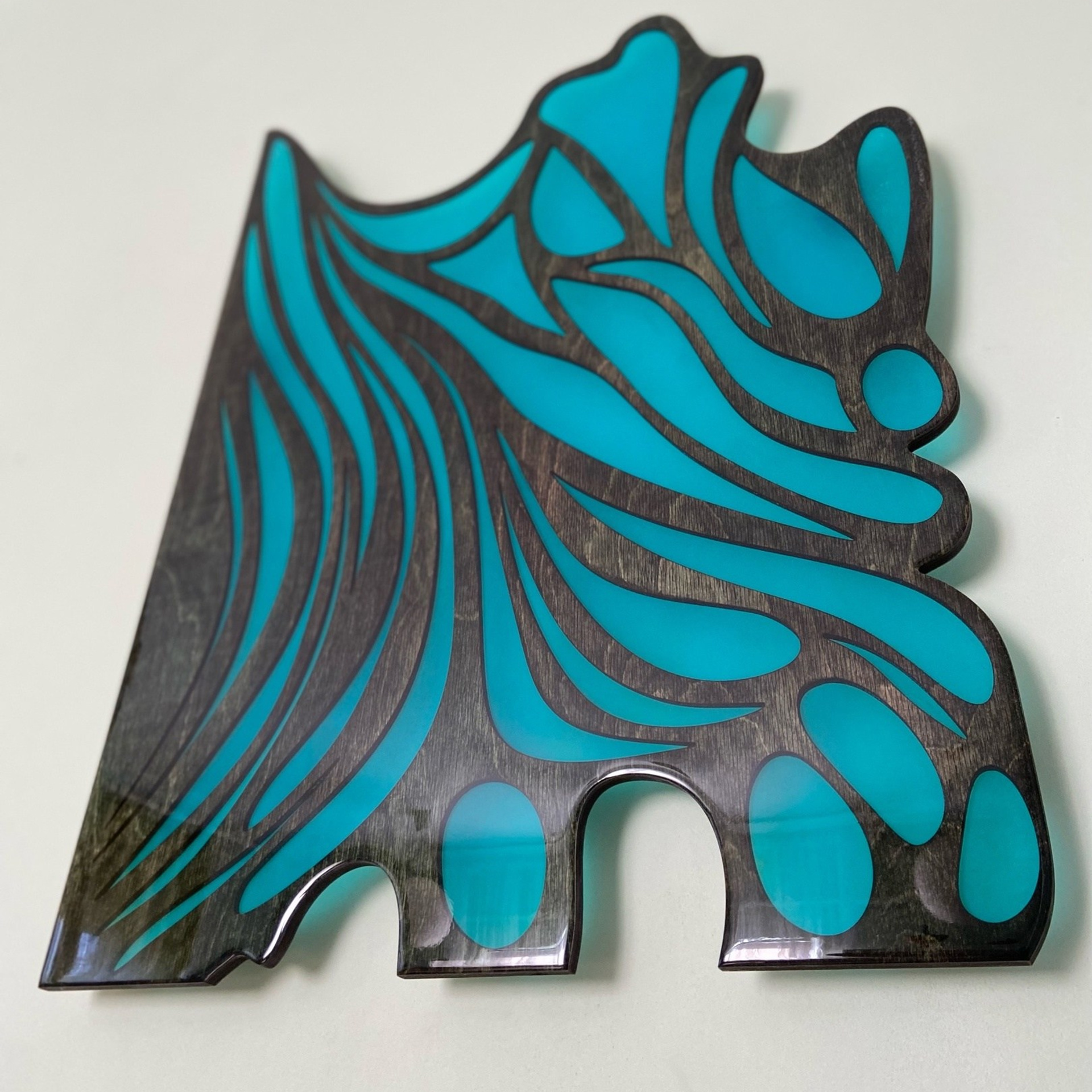 Настенное панно «Крыло бабочки». Арт-объекты для стен. Авторские картины, панно, часы и портреты по фото