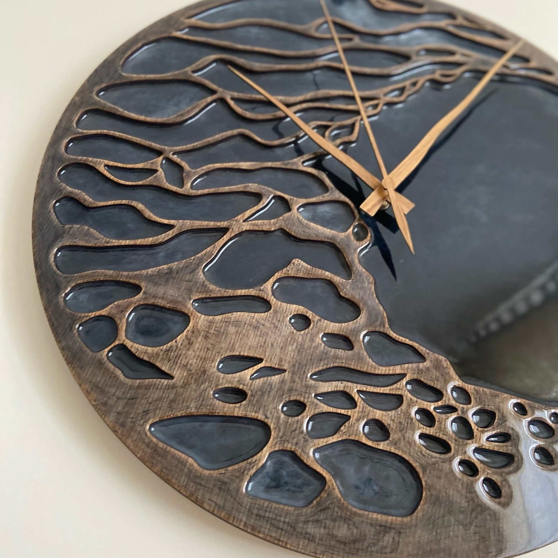 Настенные часы «Сказки леса», арт объект на стену. Арт-объекты для стен. Авторские картины, панно, часы и портреты по фото