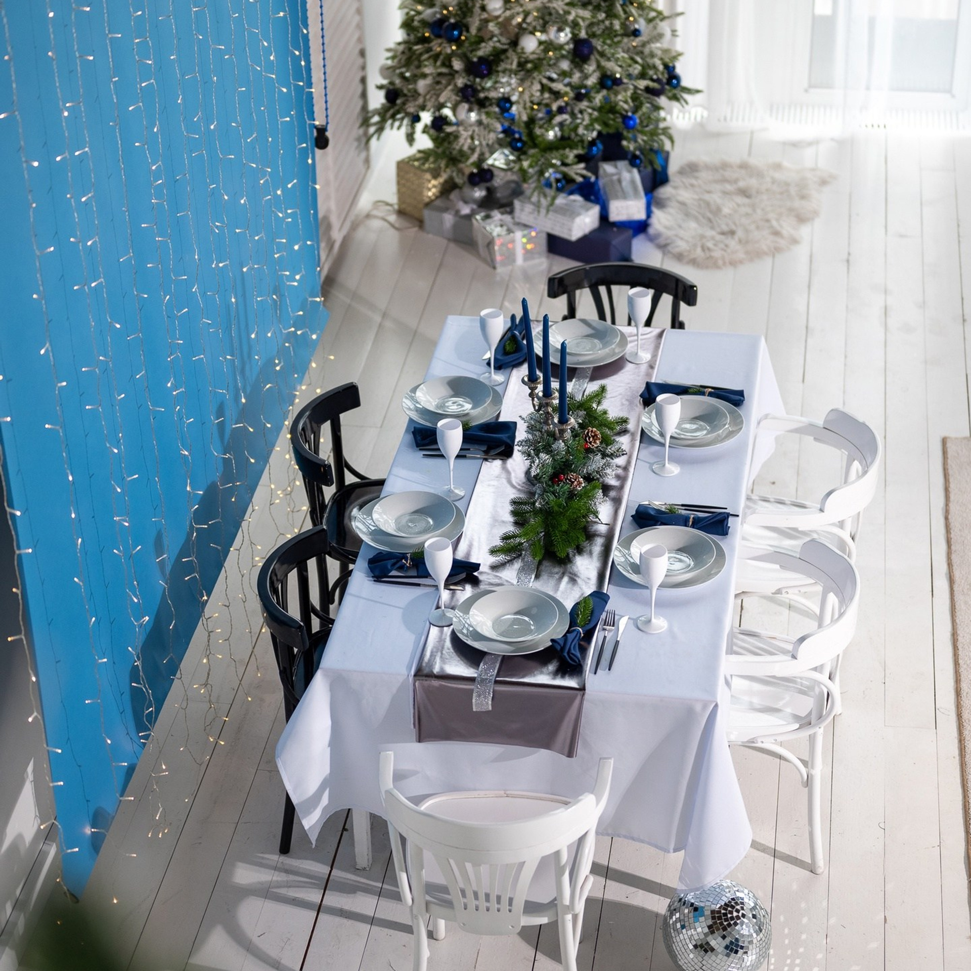 Фотостудии Красноярска. Актуальный декор в декабре 2024. Фотограф Регина Крикунова г. Красноярск