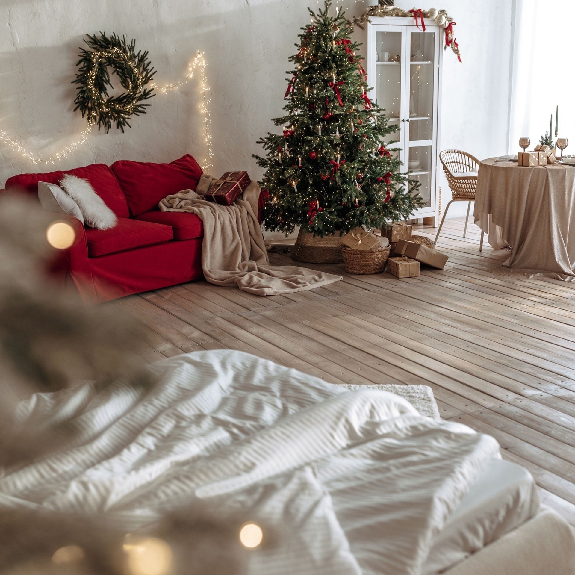 Фотостудии Красноярска. Актуальный декор в декабре 2024. Фотограф Регина Крикунова г. Красноярск