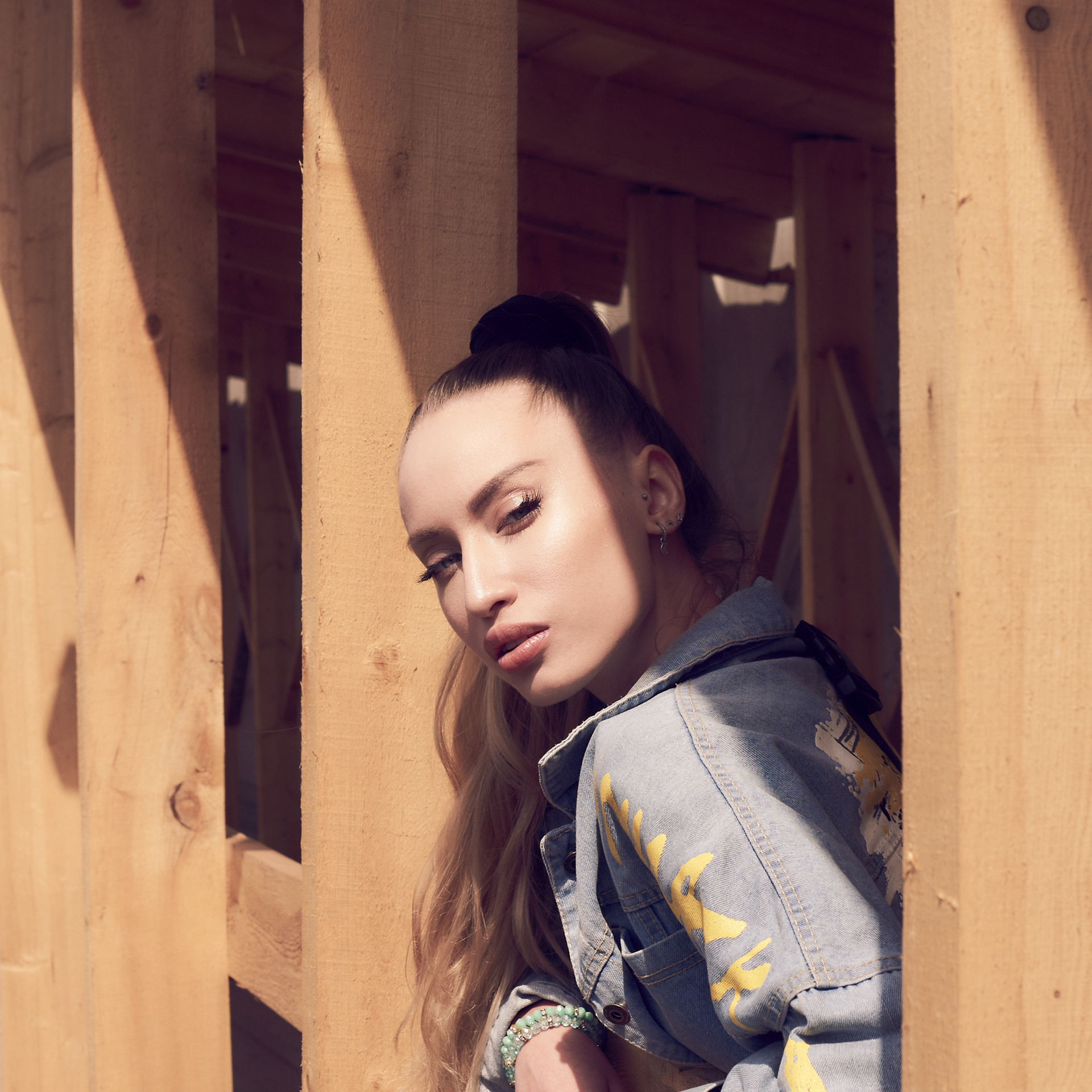 Портретная фотосессия Ольги Драбинястой | Художественная фотография. Артём Савиных — профессиональный фотограф в Москве | Репортажи, свадьбы, портреты