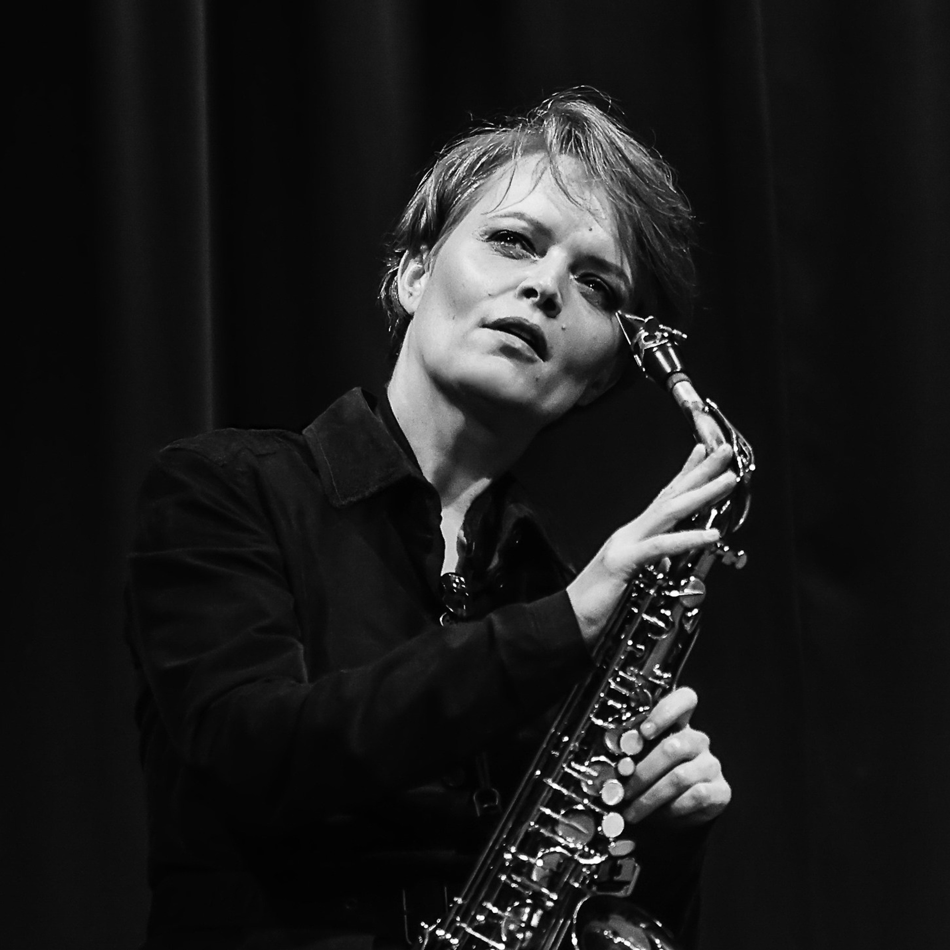 Вероника Кожухарова (саксофон)