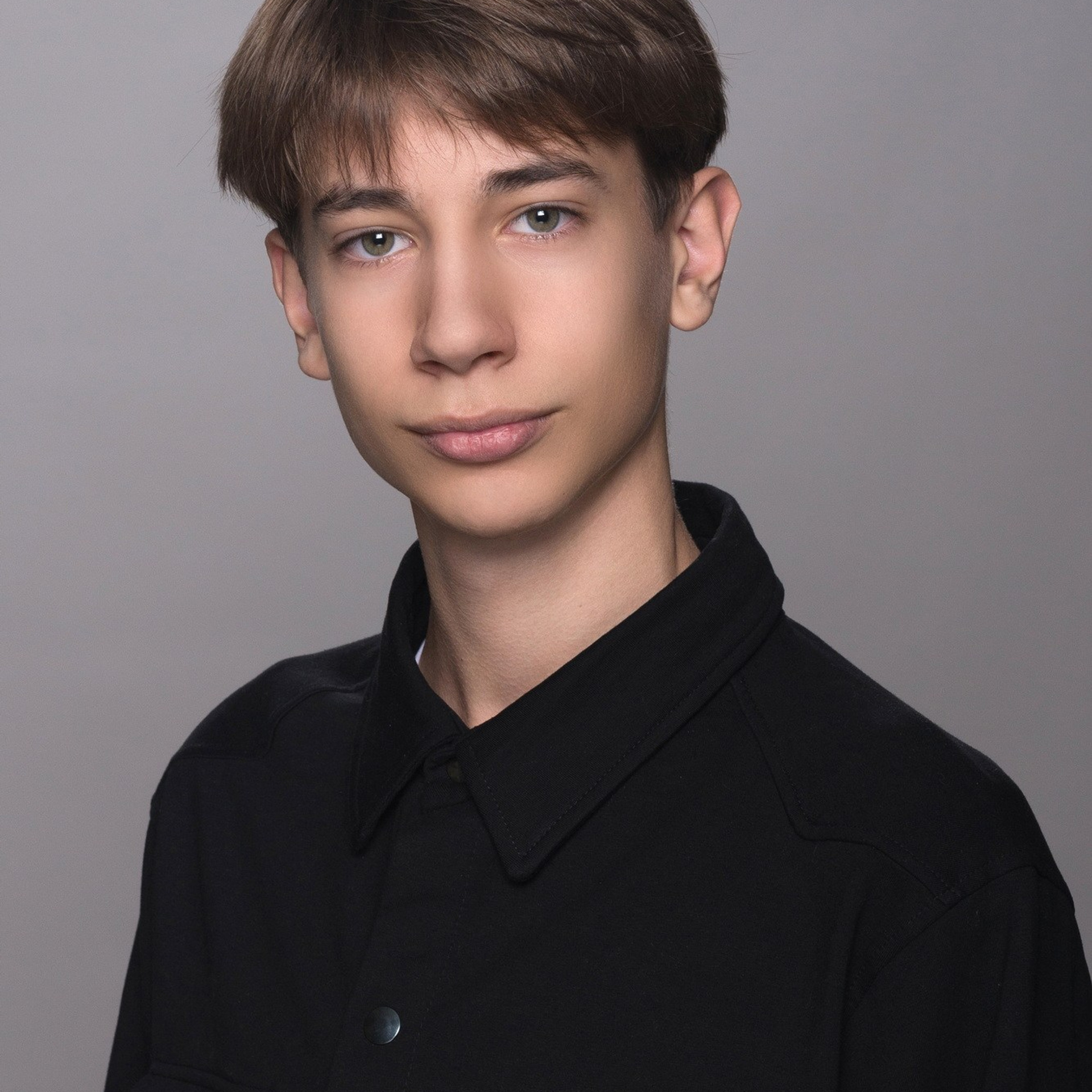 Студийный портрет. Семейный, детский и женский фотограф в Братске