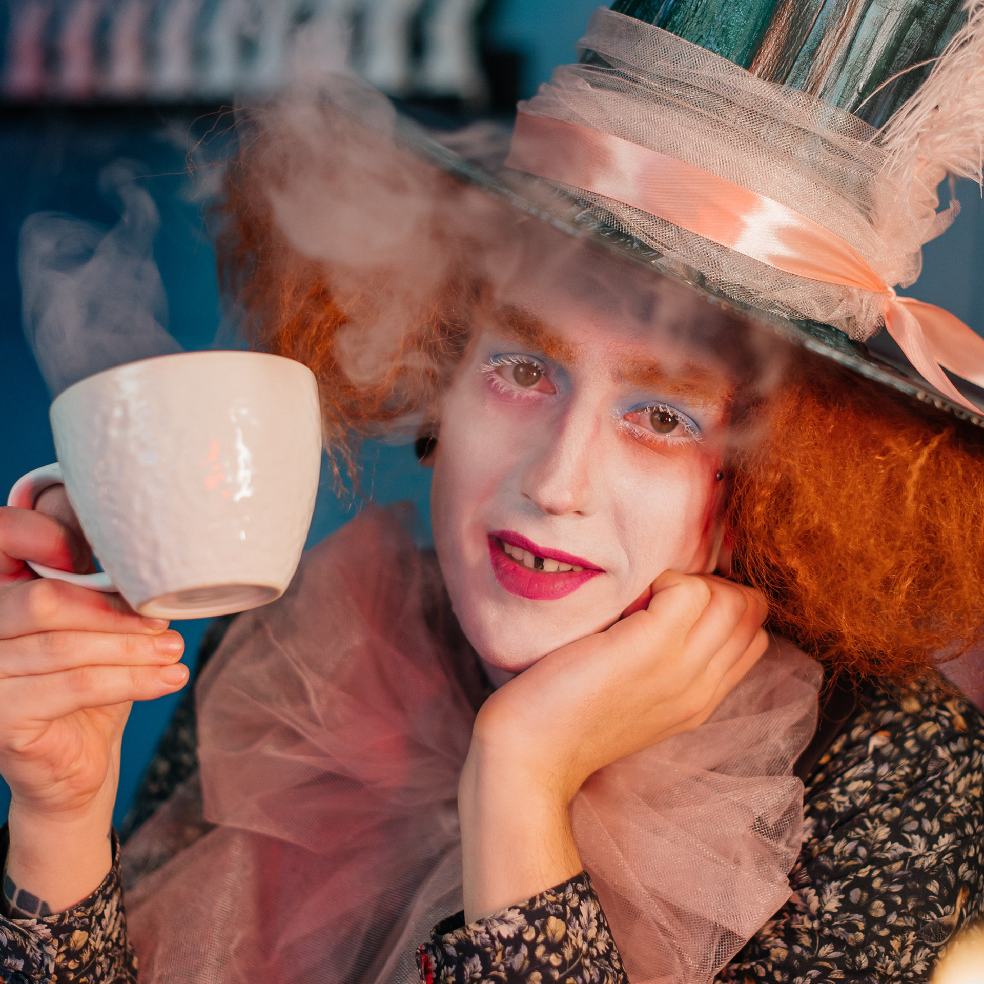 Алиса в Стране Чудес, кафе «Нора». Фотограф Юлия Старцева Тюмень