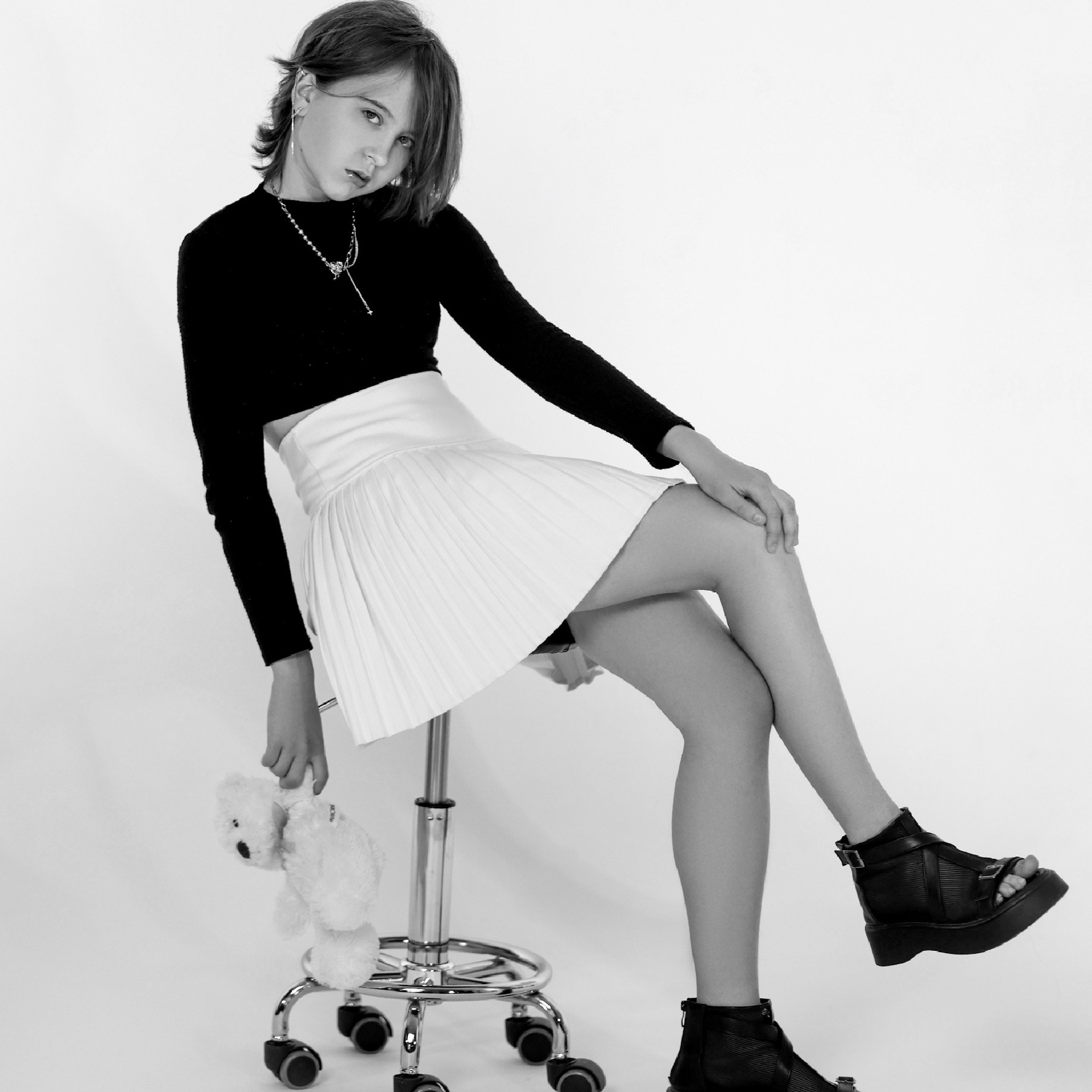 Журнал FIGGI MAGAZINE | PORTRAIT DECEMBER | Vol 1934| Милан, Италия |Модель: Александра