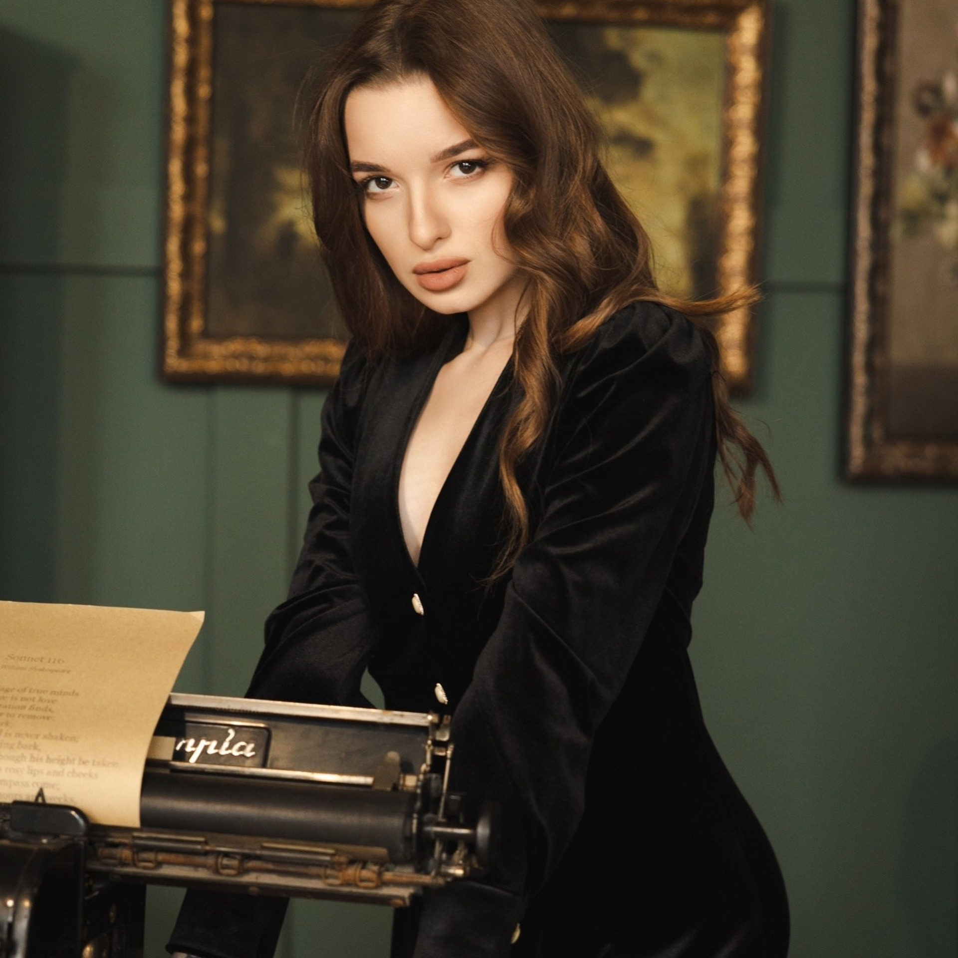 Женский портрет