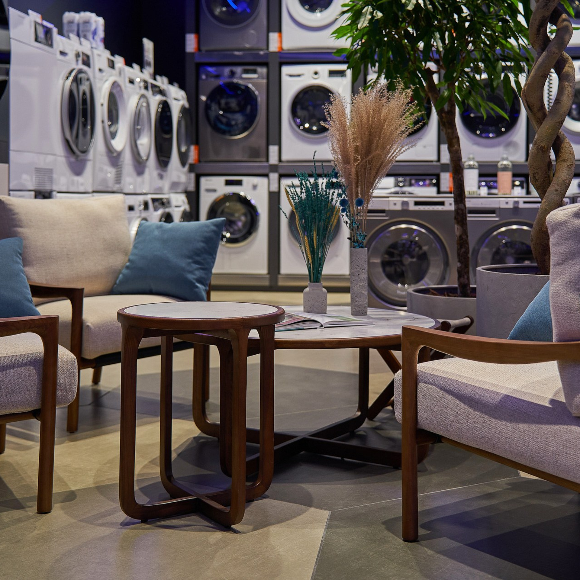 Технопарк. Гипермаркет электроники. Контент-креатор Паша Норицын