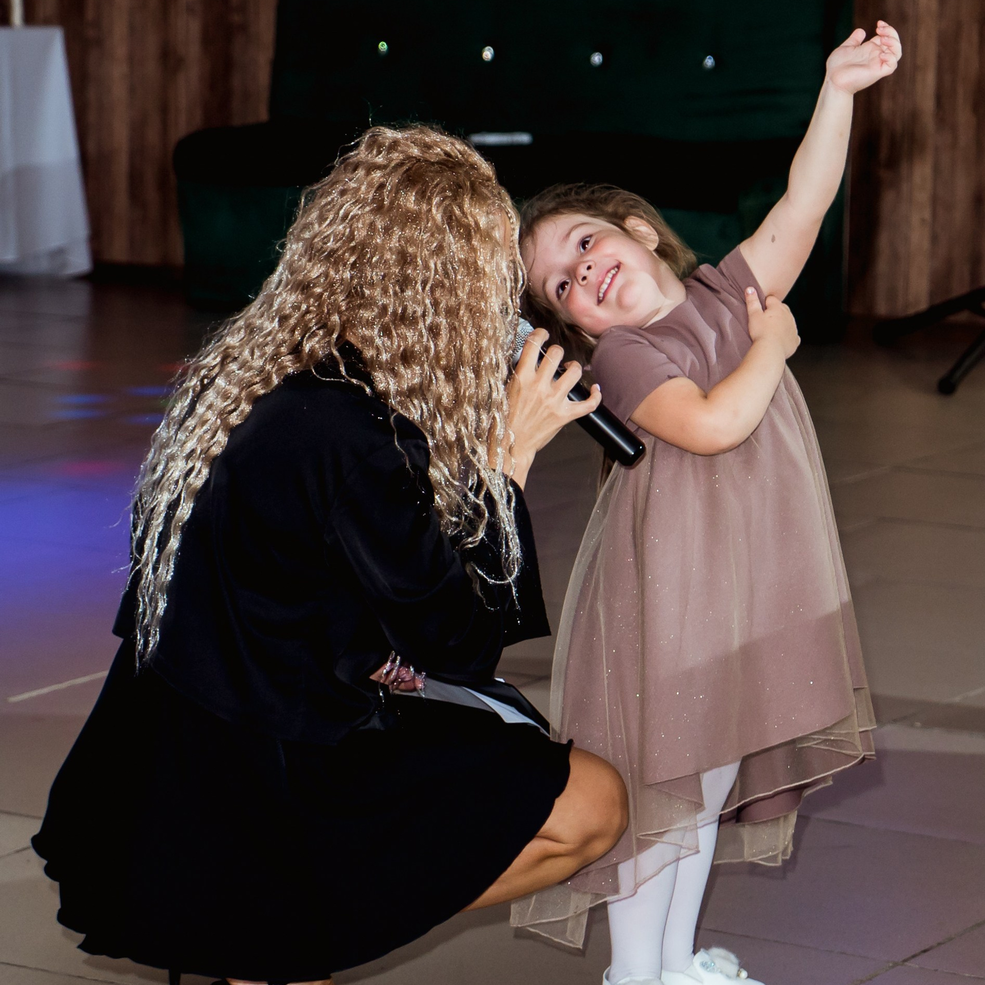 Ведущая Татьяна Овчинникова