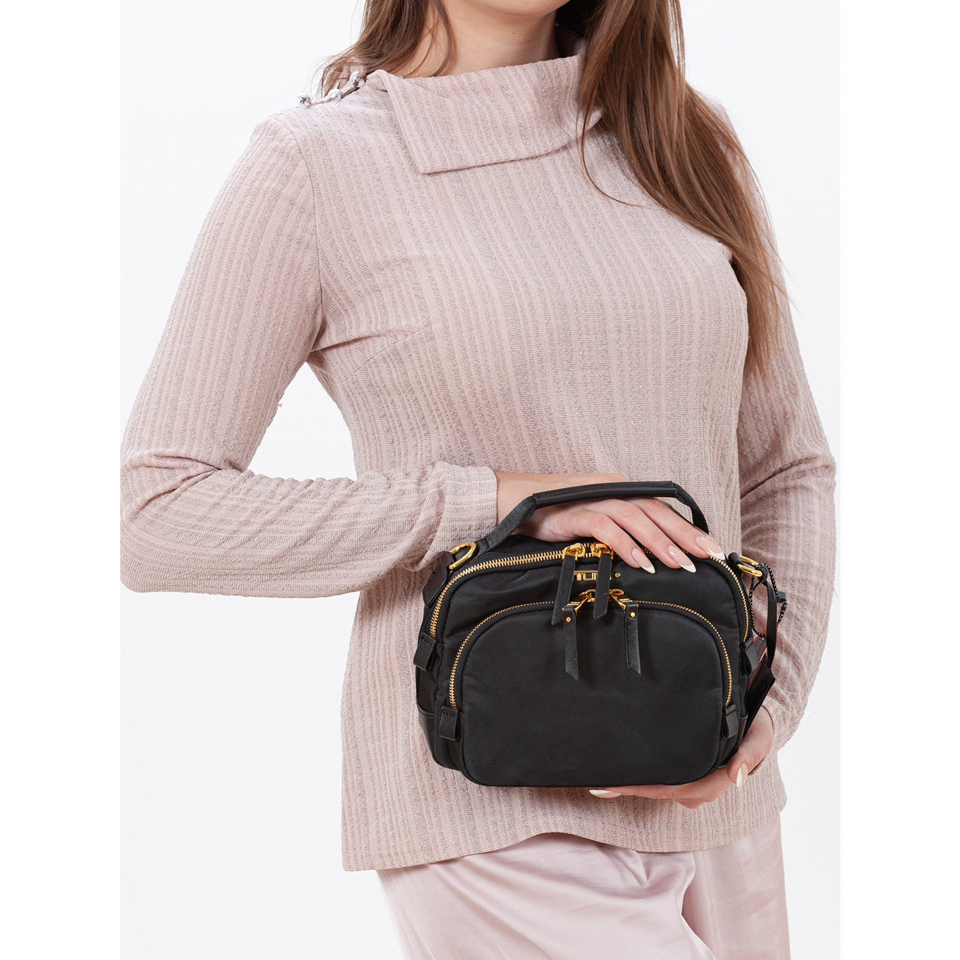 Сумки, рюкзаки женские