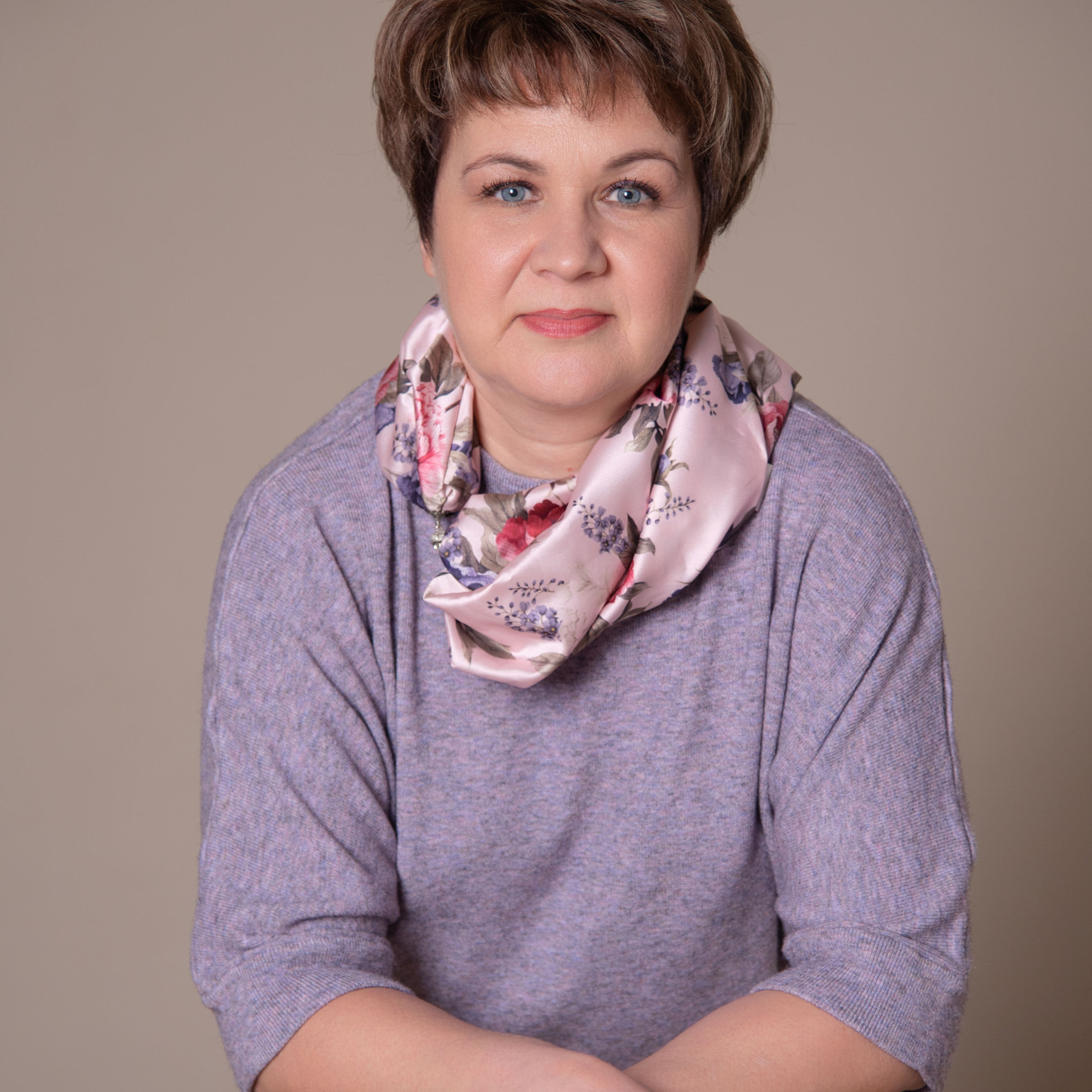 Отзывы о моей работе и готовых выпускных альбомах от Лапшиной Юлии. Лапшина Юлия — школьный фотограф в Нижнем Новгороде. Выпускные альбомы