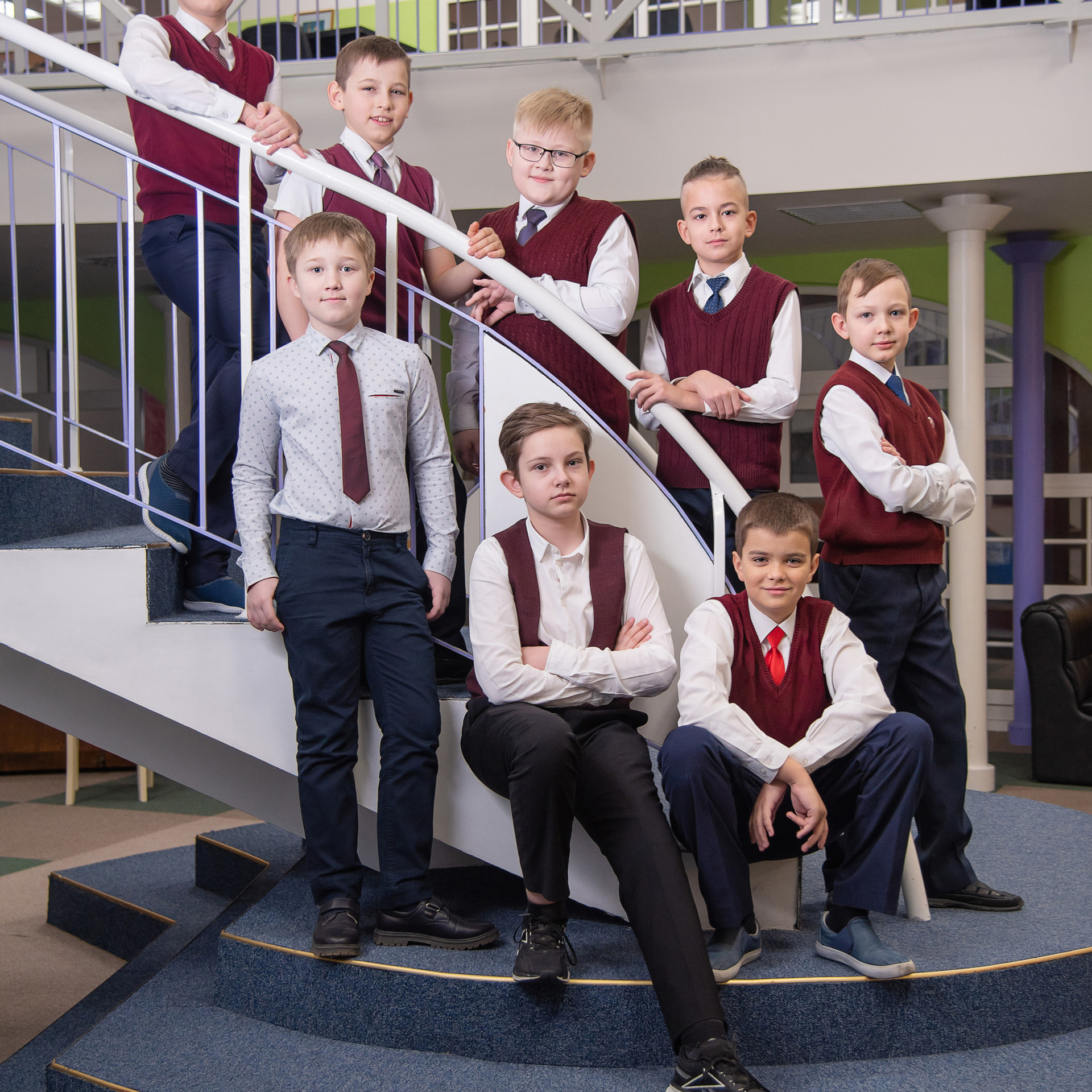 Отзывы о моей работе и готовых выпускных альбомах от Лапшиной Юлии. Лапшина Юлия — школьный фотограф в Нижнем Новгороде. Выпускные альбомы