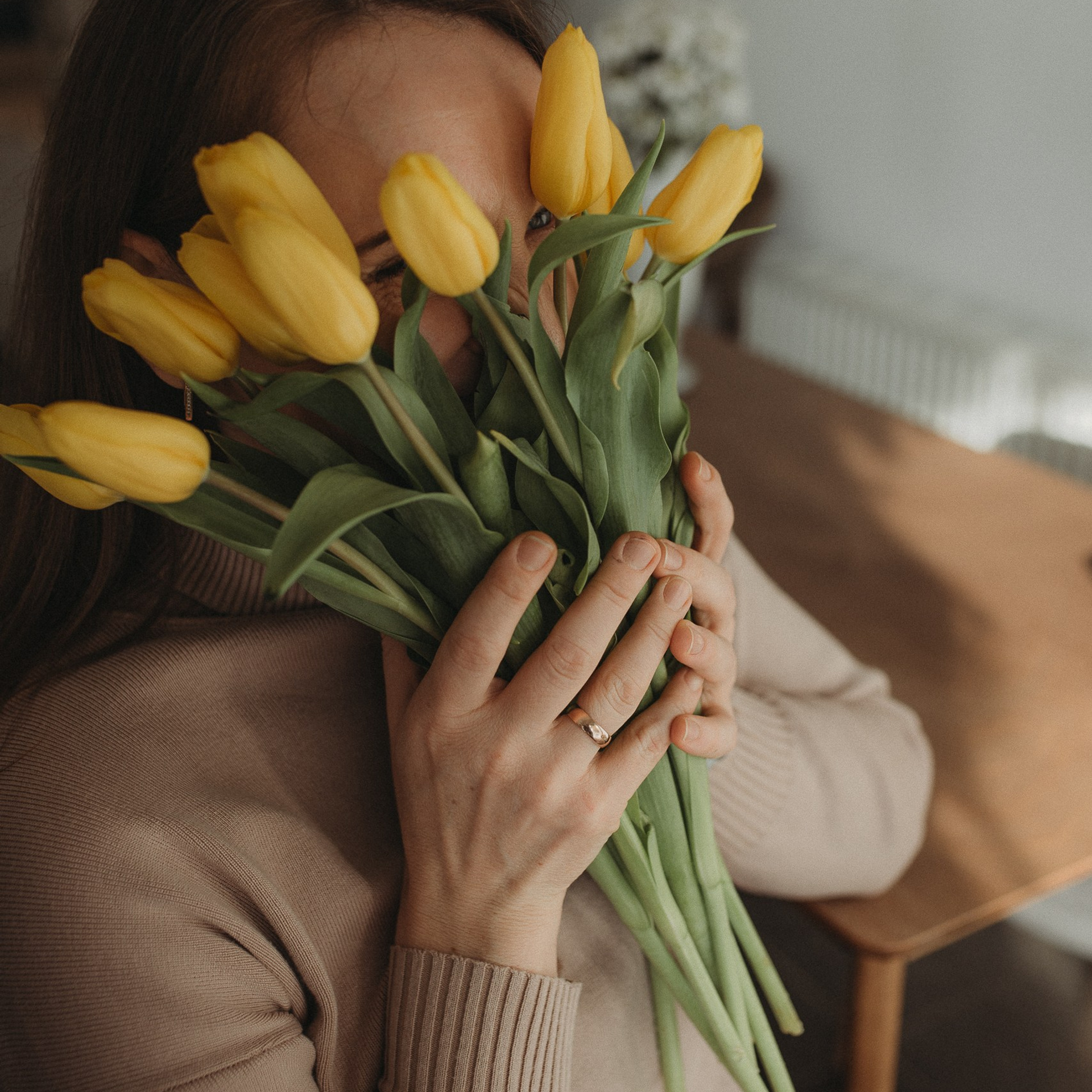 Ира и тюльпаны