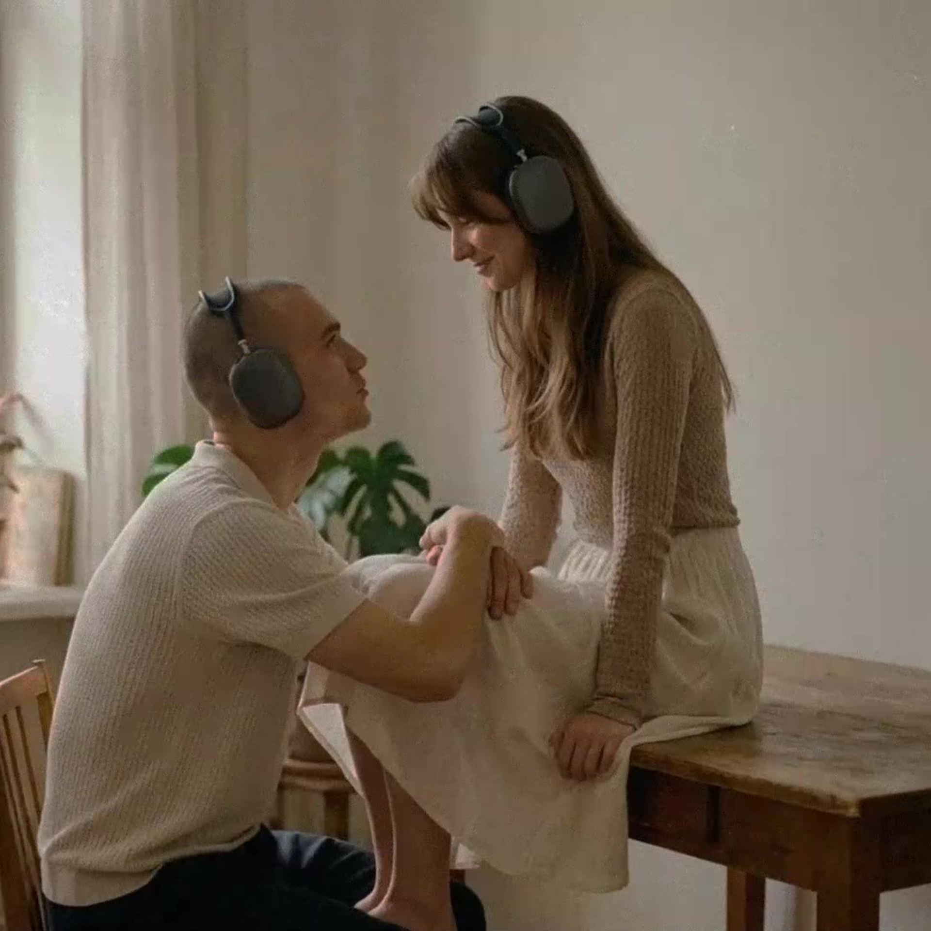 Видео. A S / G N