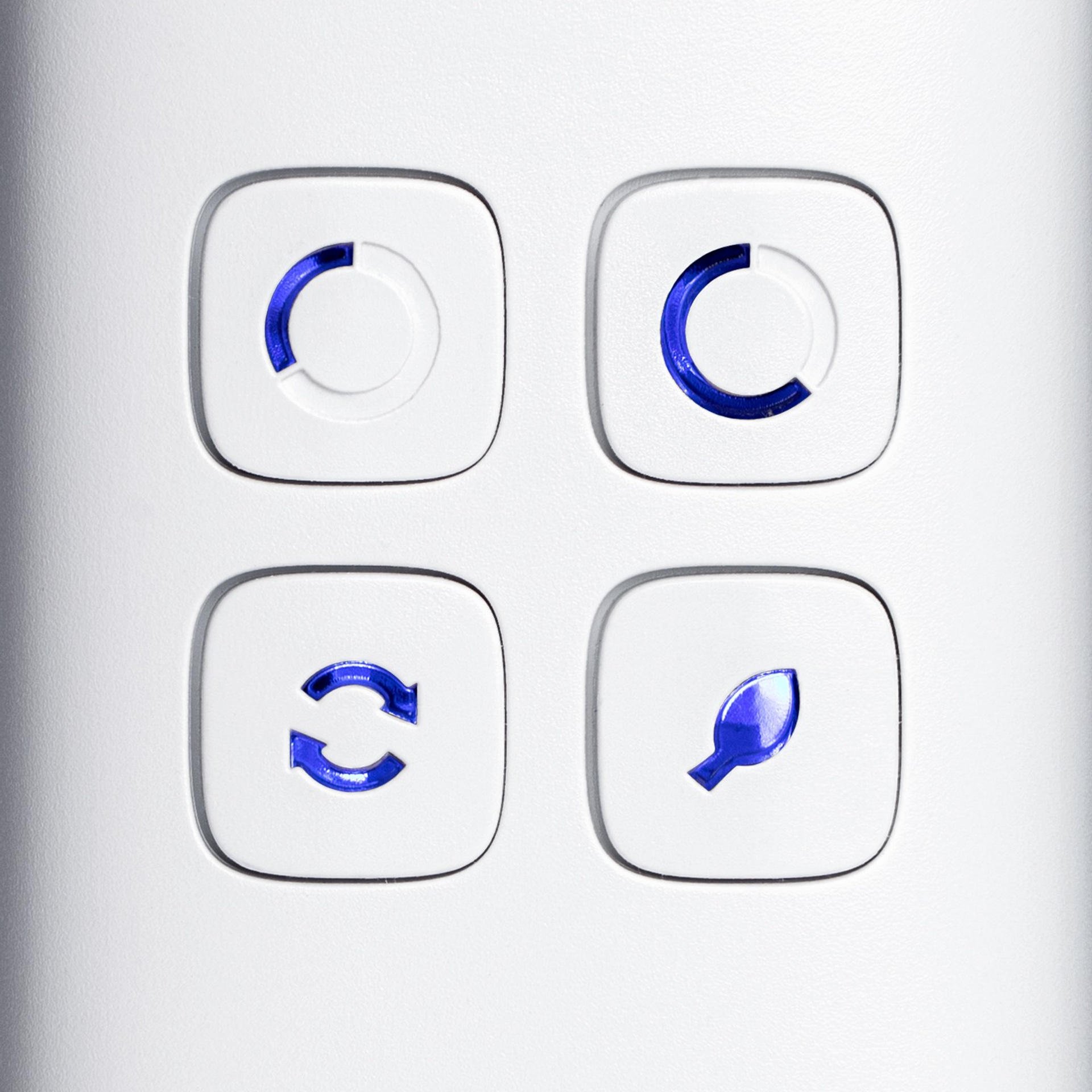 Крупный план кнопок ионизатора — фото под инфографику OZON и WB