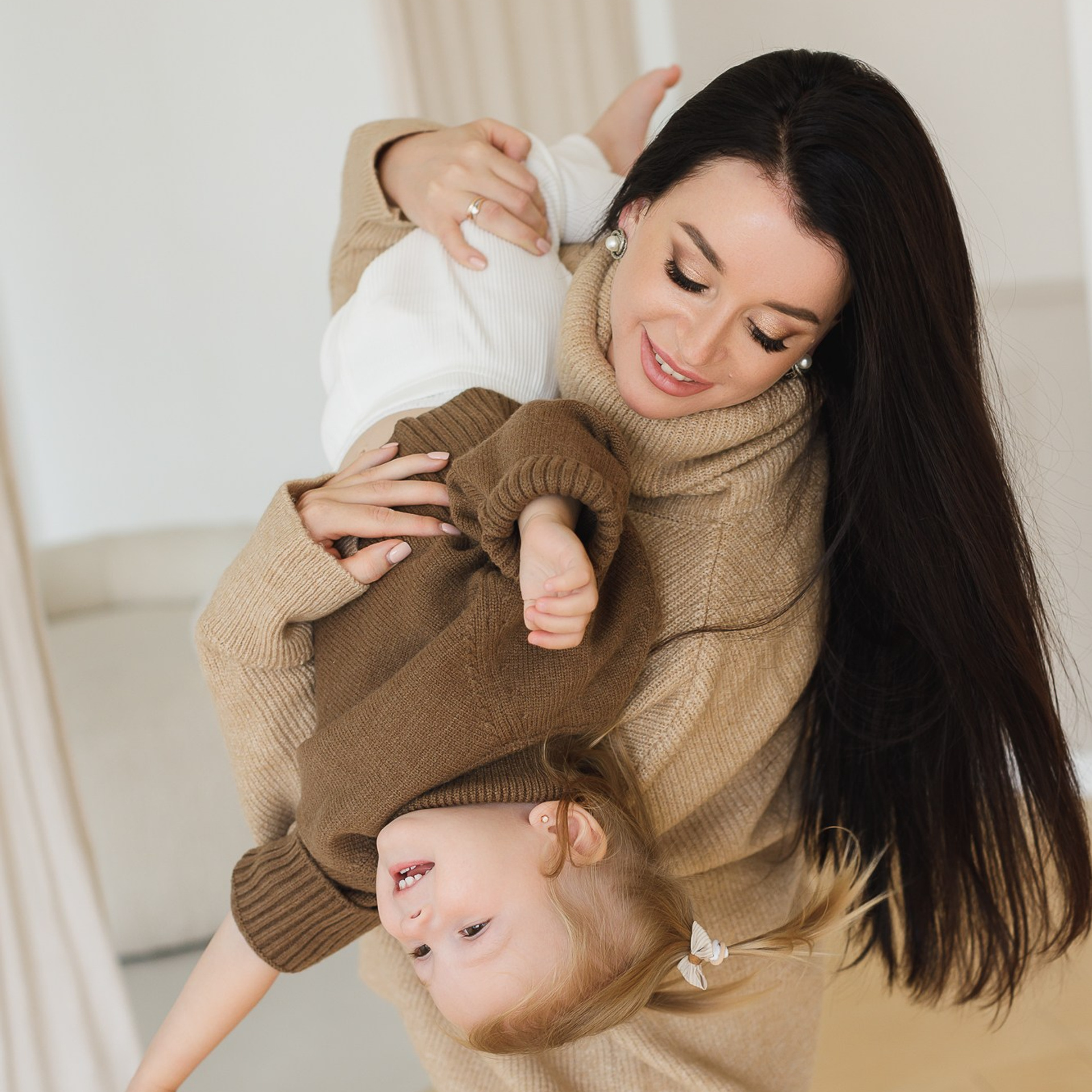 Алиса и Настя