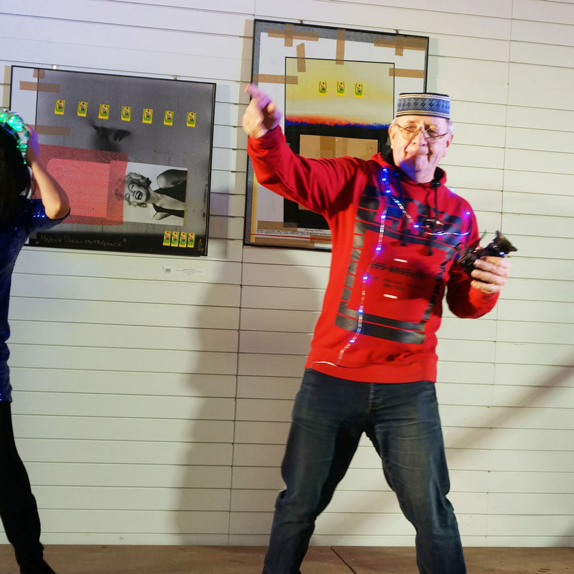 Люминографический карнавал новый год выставка маске-рад