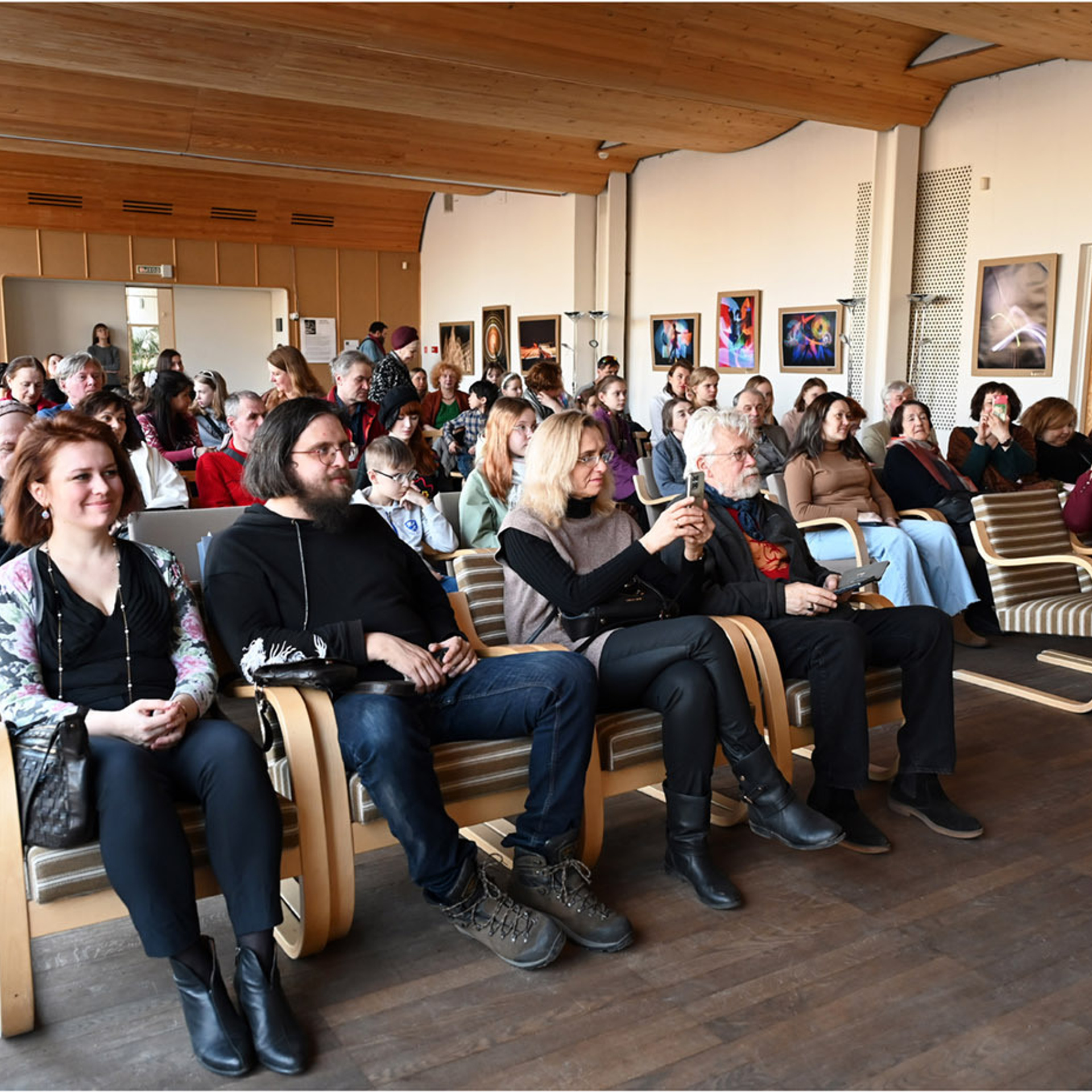 ПРЕЛОМЛЕНИЕ СВЕТА