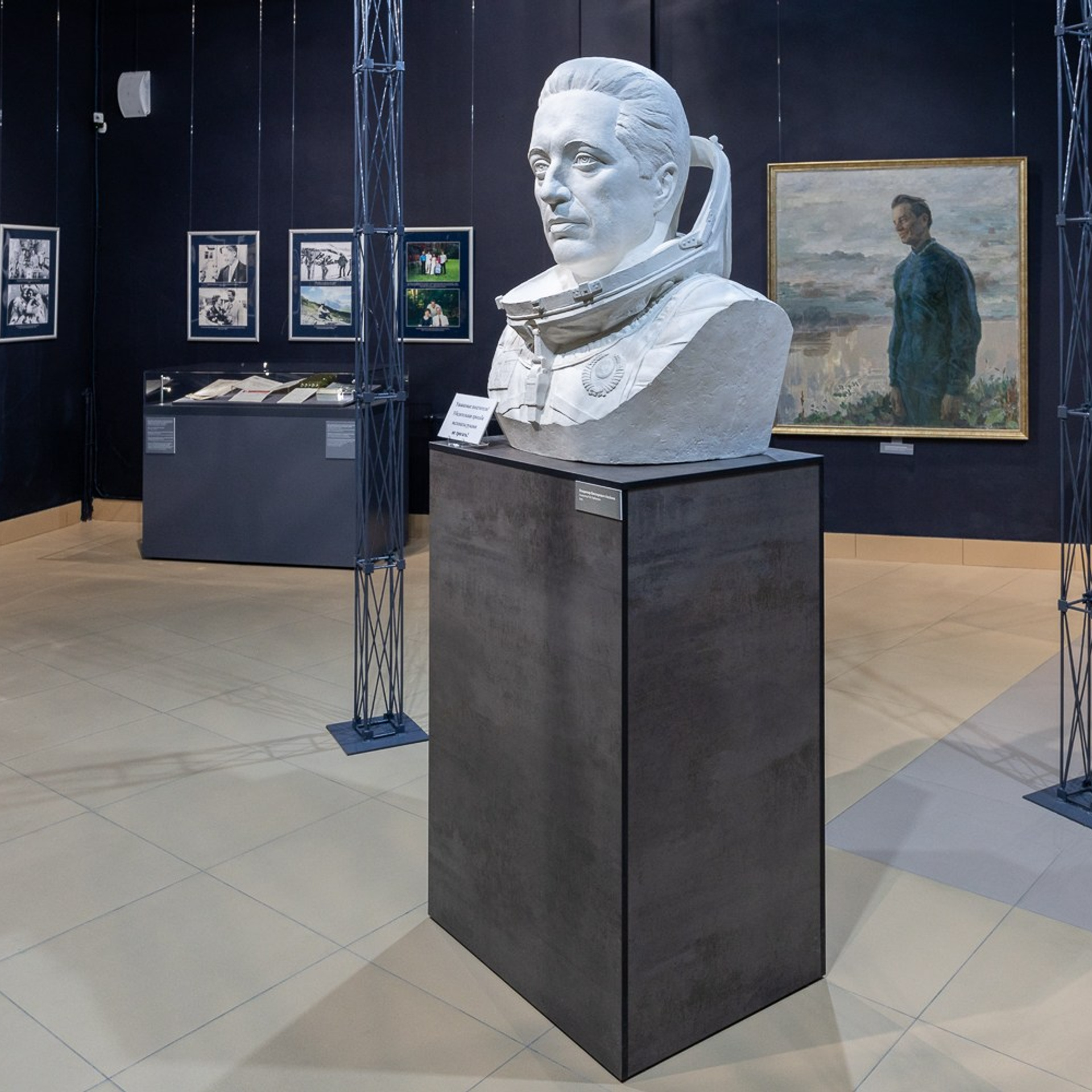 Скульптуры