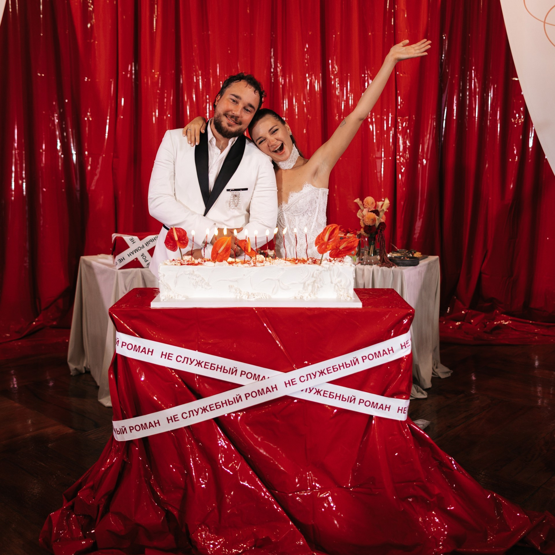 Не служебный роман