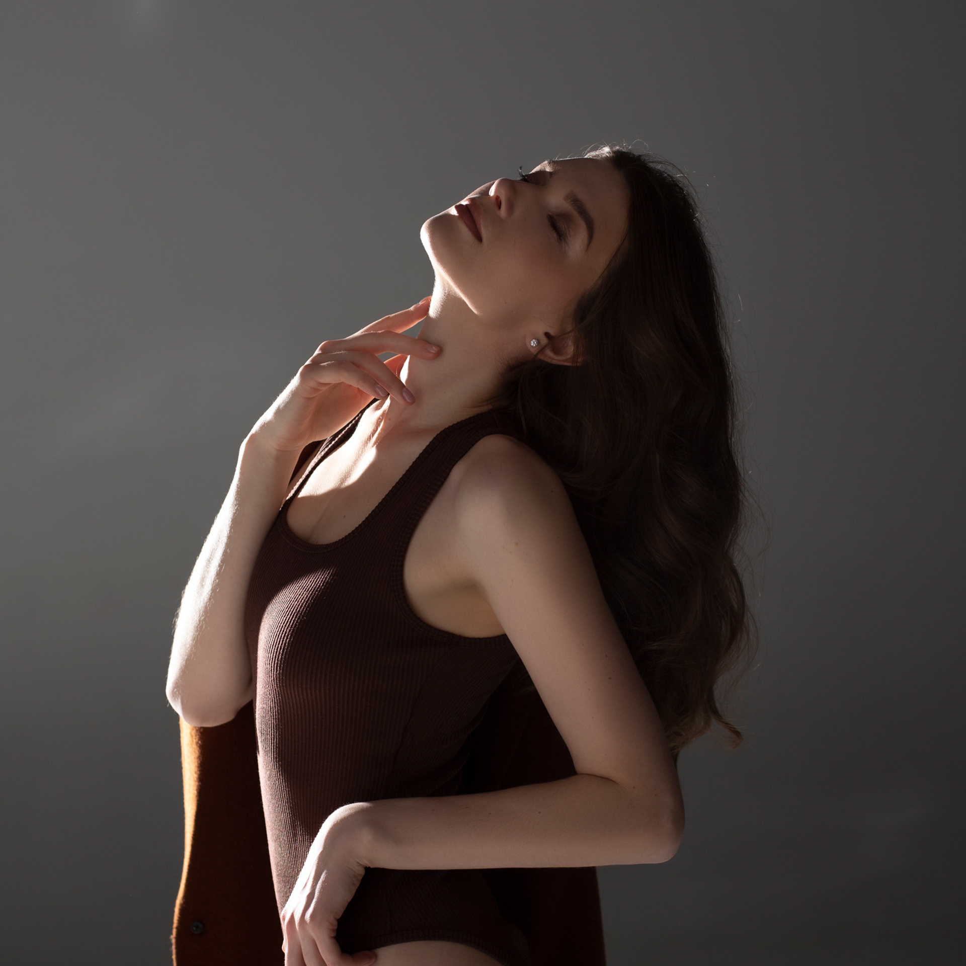 ЖЕНСКИЙ ПОРТРЕТ