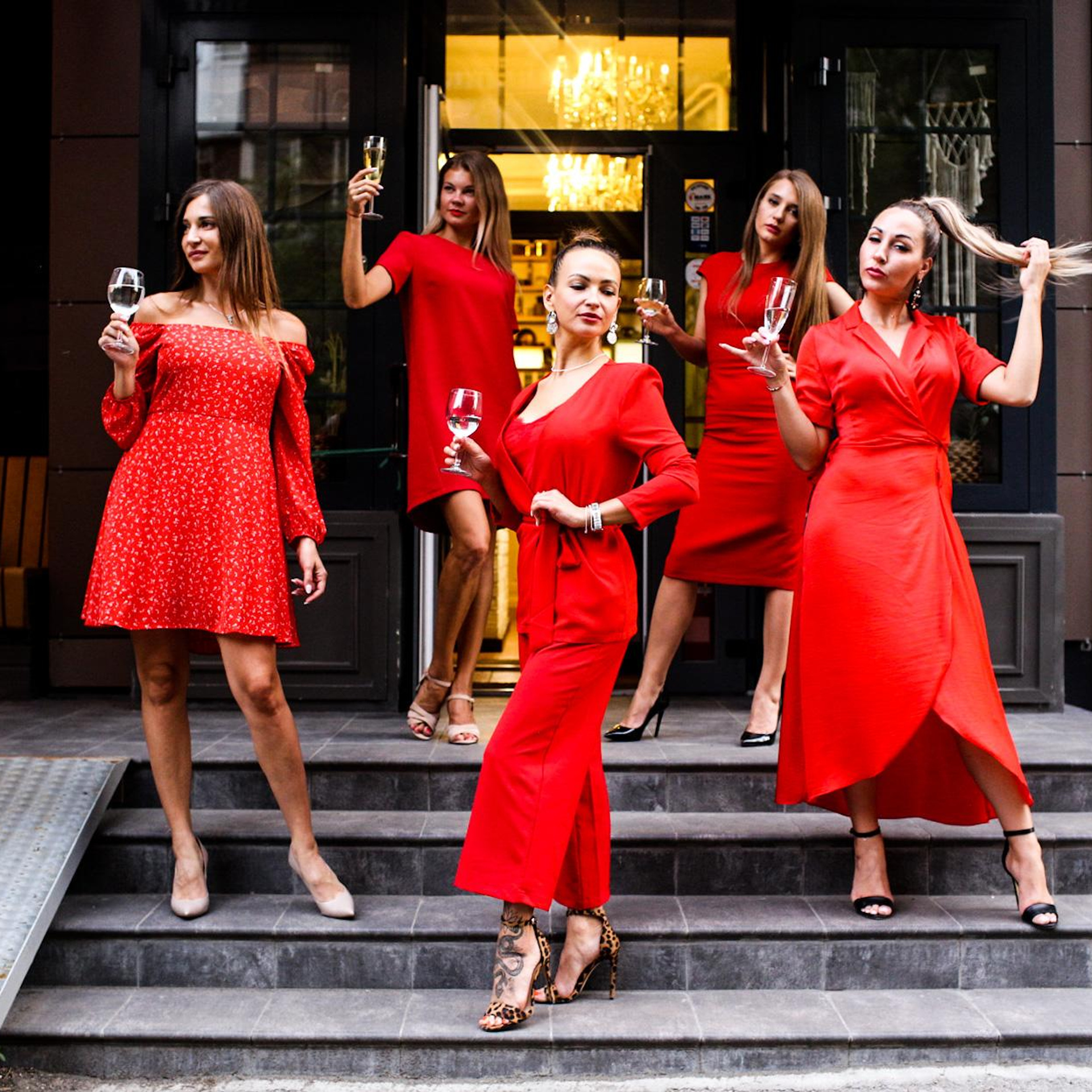 Девичник с астрологом / Что-то на девчачьем