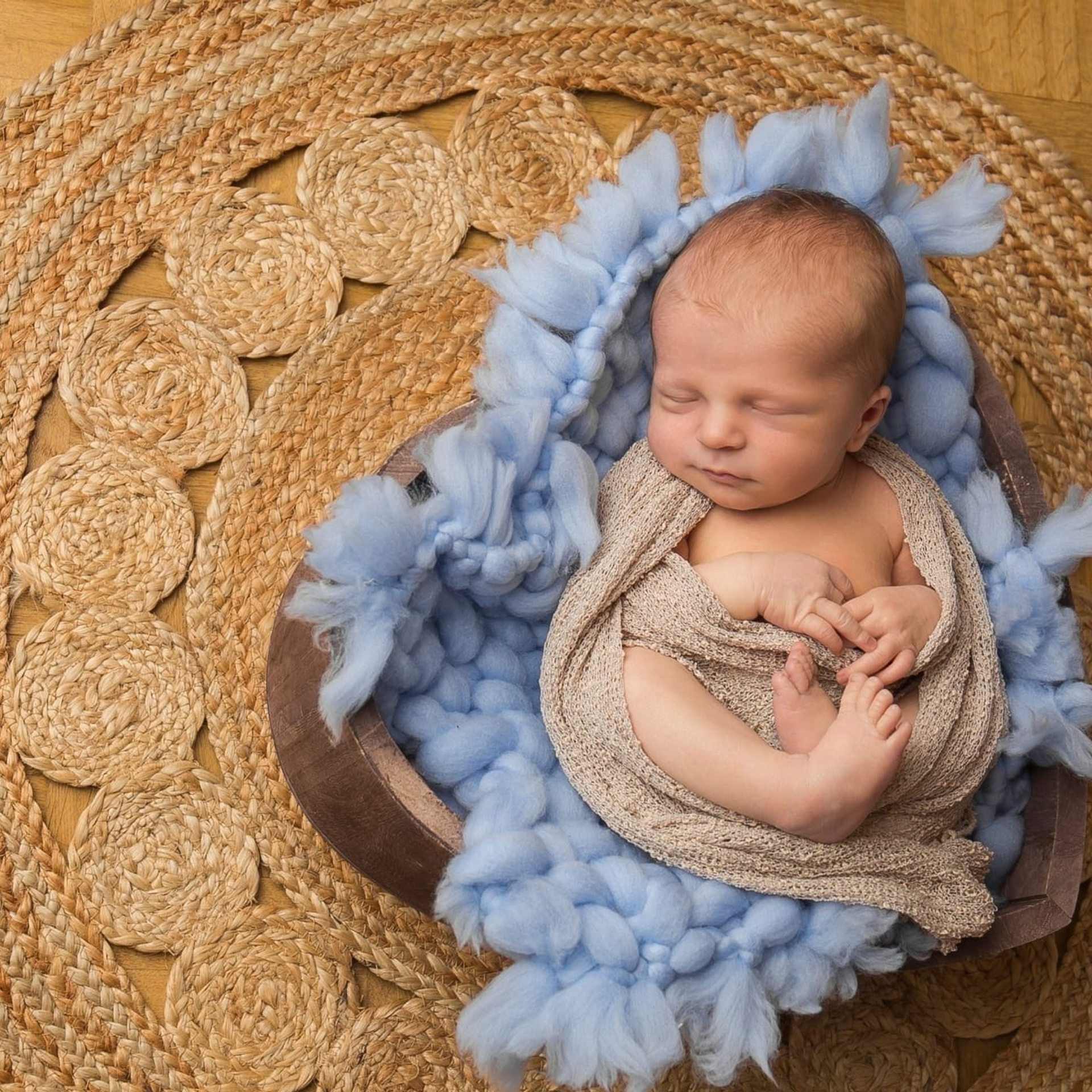 Фотостудия, фотограф новорожденных в Брюховецком районе Татьяна Кауц. Многолетний опыт работы с новорожденными и молодыми семьями