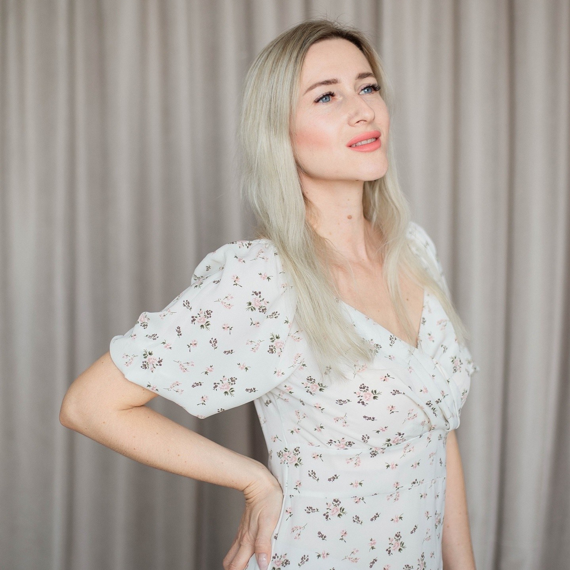 Юлия Д 165 см 40 лет 89_90_95