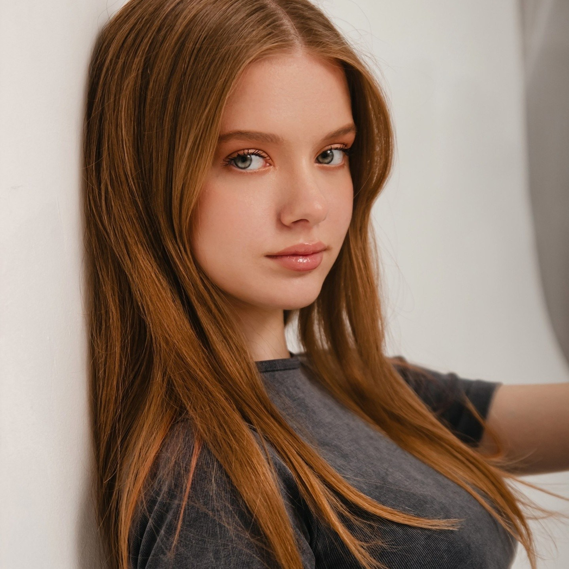 Полина С 17 лет 163 см 84_66_86